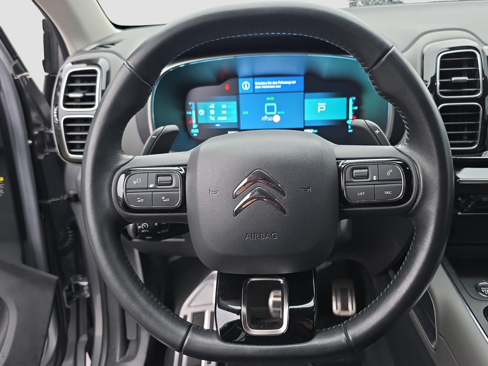 CITROEN C5 Aircross 1.6 Plug-in Hybrid Shine-image-13