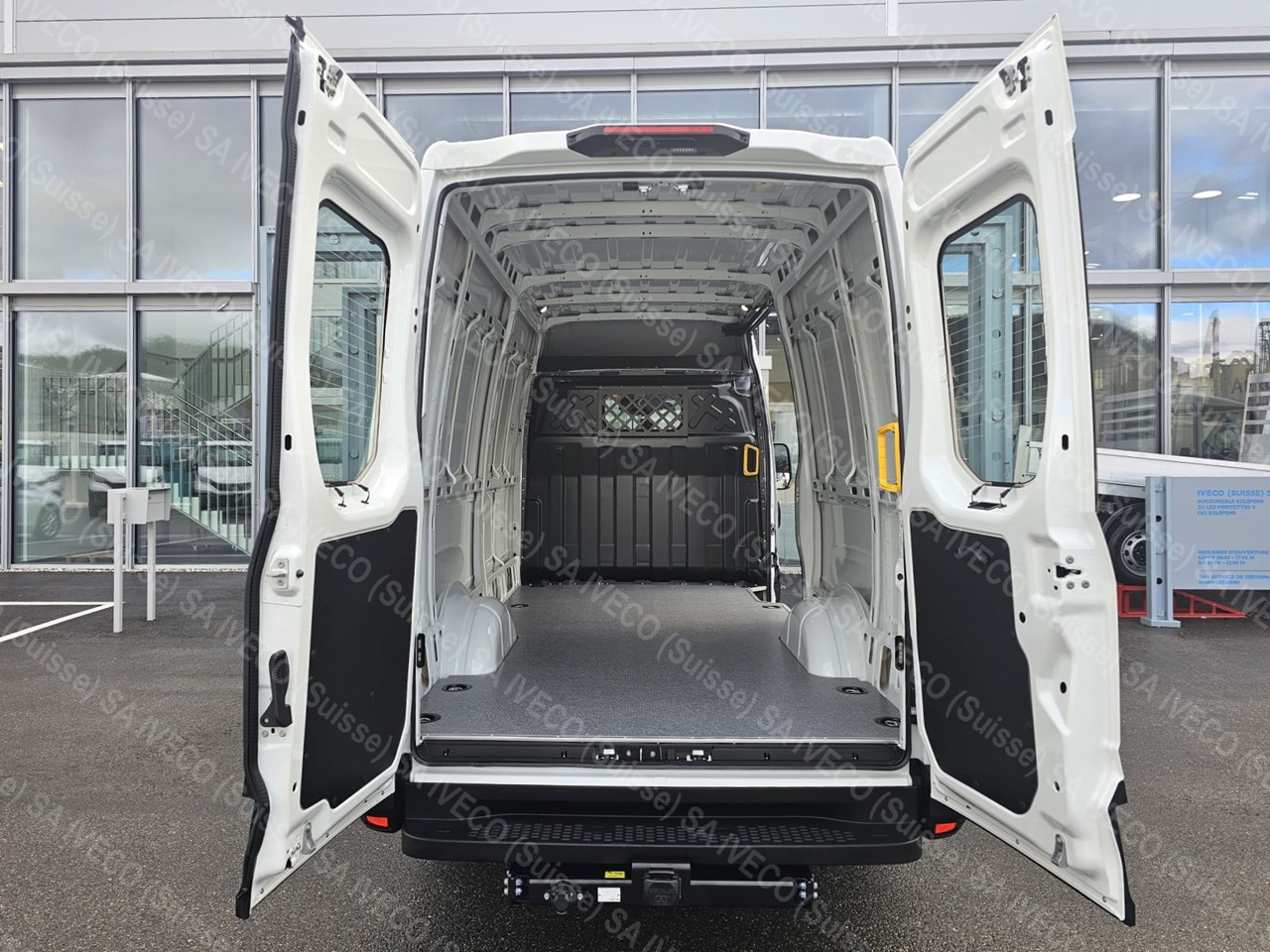 IVECO 35S16BA8 V H2 Vitré-image-6