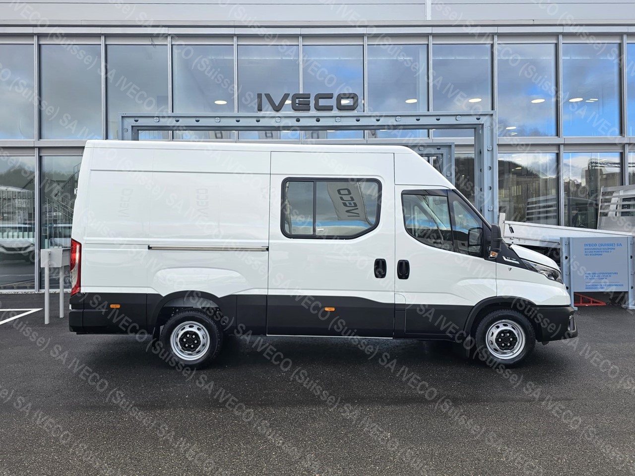 IVECO 35S16BA8 V H2 Vitré-image-1