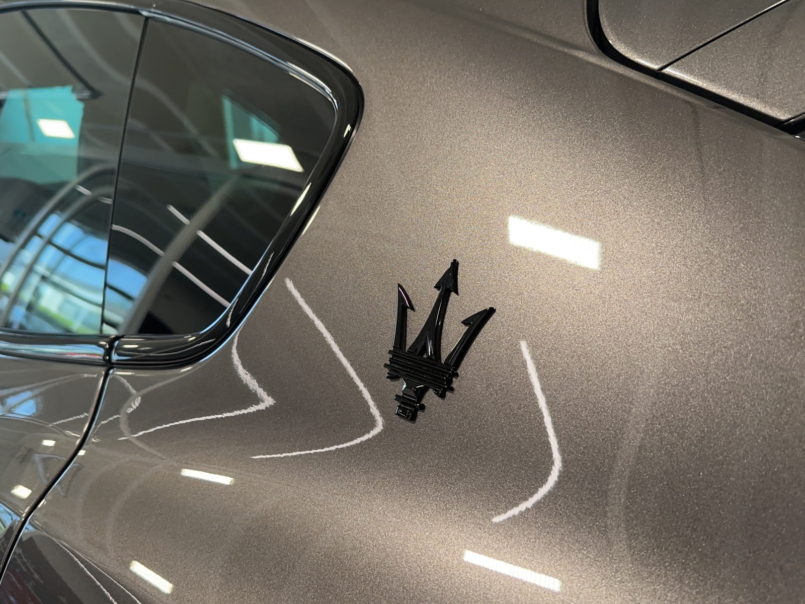 MASERATI Levante 3.0 V6 Modena S-image-13