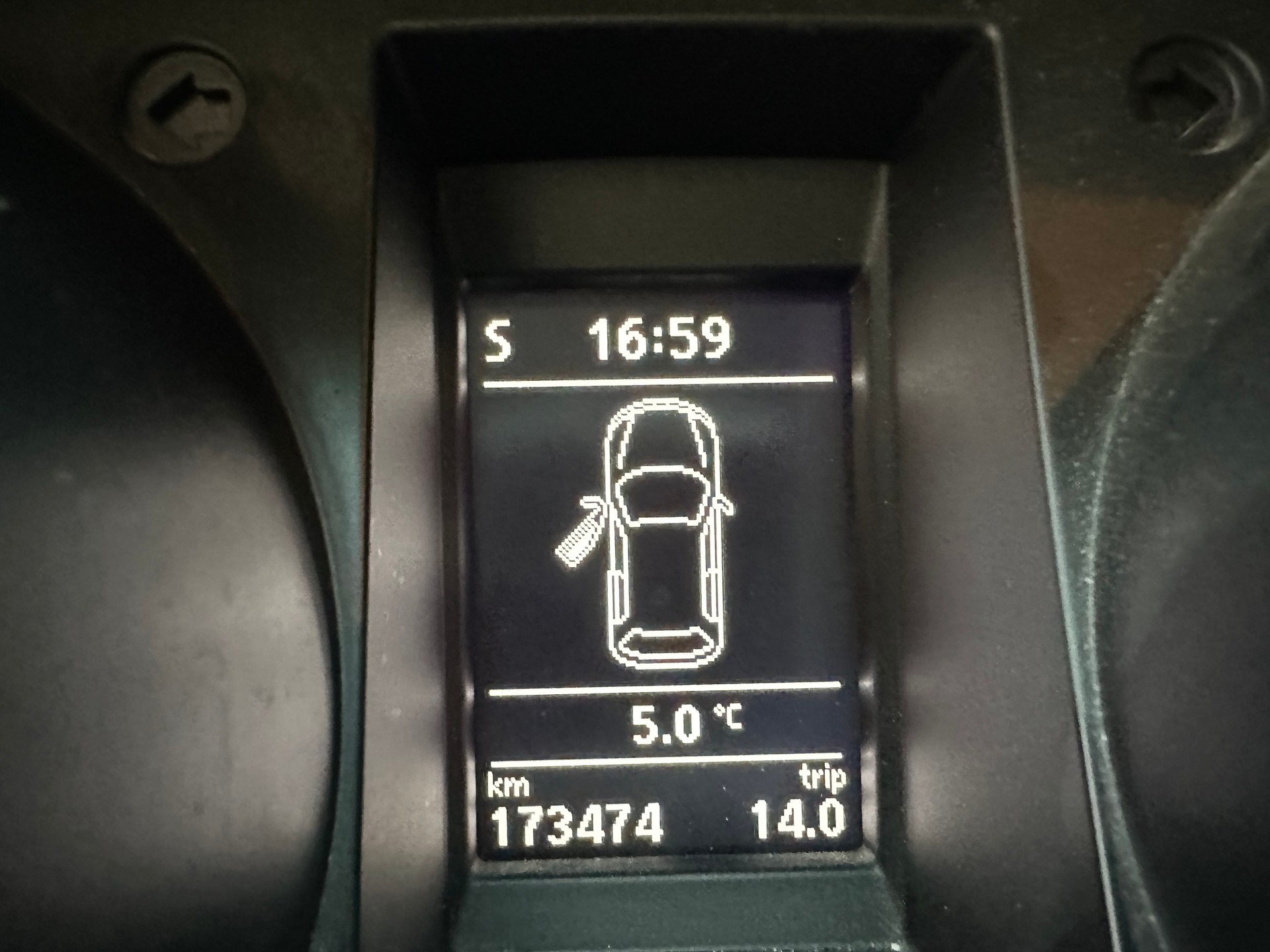 SKODA Yeti 1.4 TSI Ambition-image-12