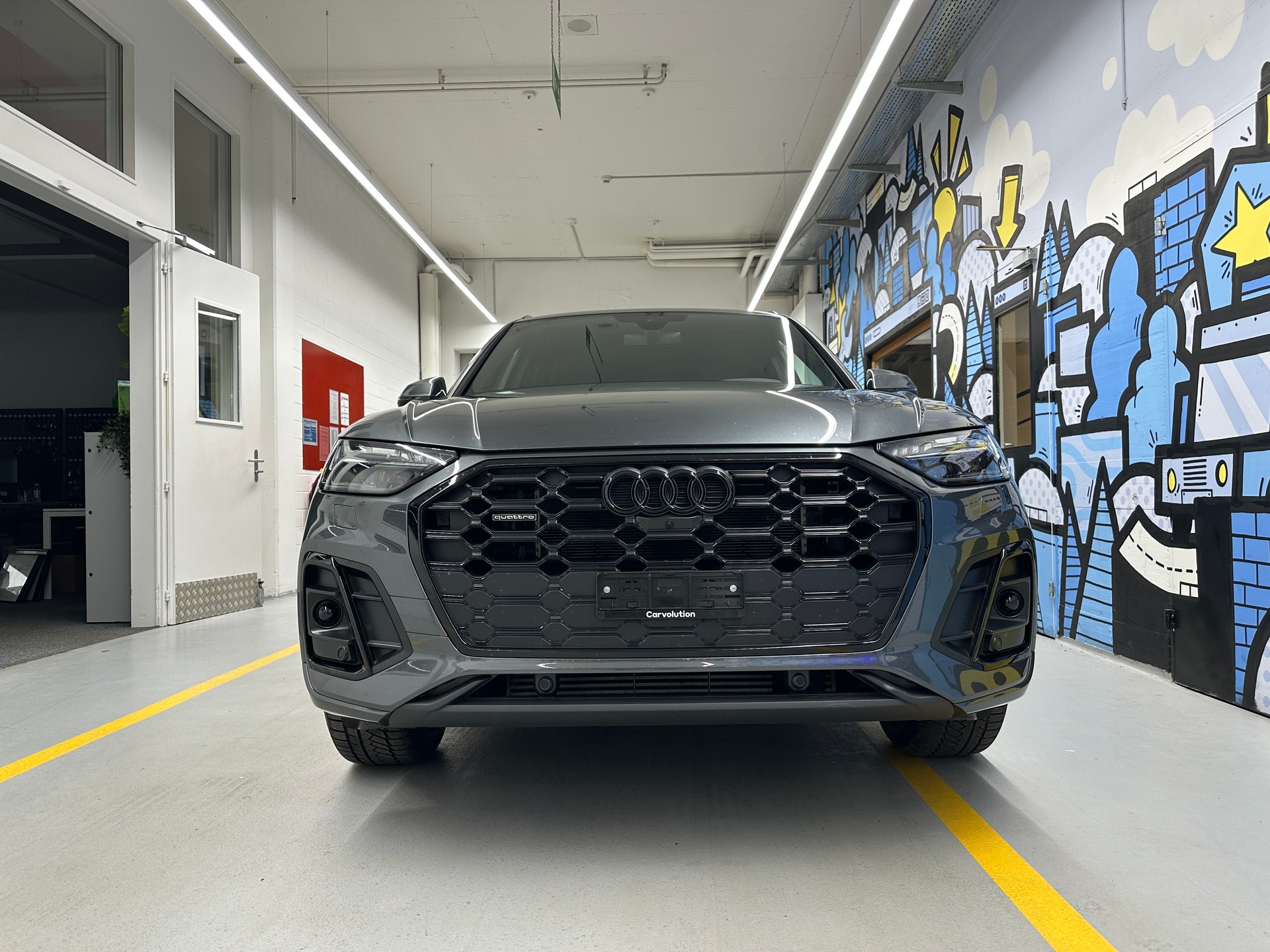 AUDI Q5 50 TFSI e PHEV S line quattro S-tronic-image-1