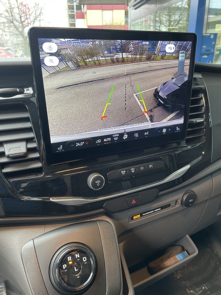 FORD E-Transit Van 350 L2H2 68kWh Trend-image-5