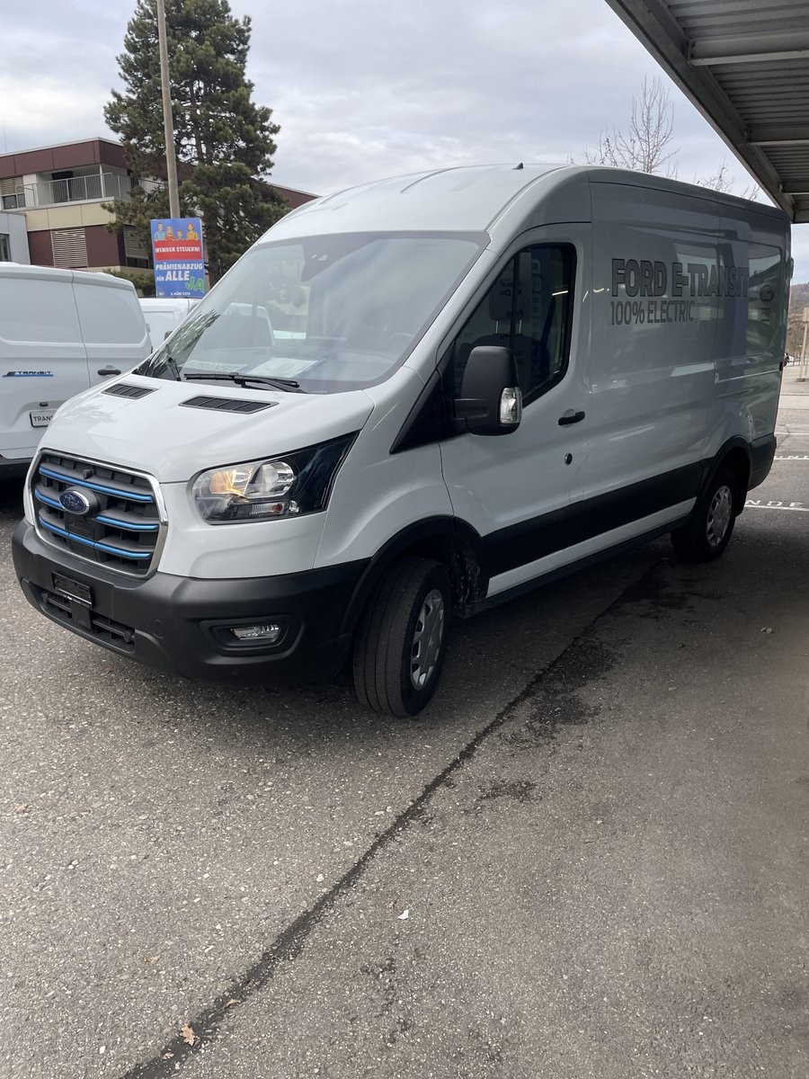 FORD E-Transit Van 350 L2H2 68kWh Trend-image-14