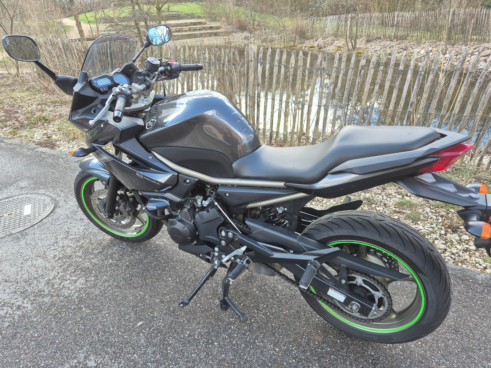 YAMAHA XJ 6 Diversion ABS-image-1