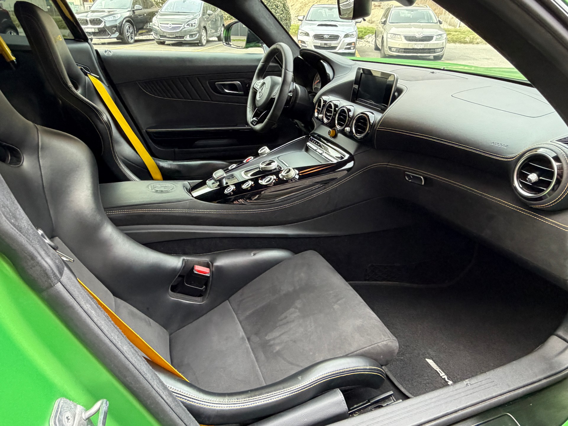 MERCEDES-BENZ AMG GT R Speedshift DCT-image-13