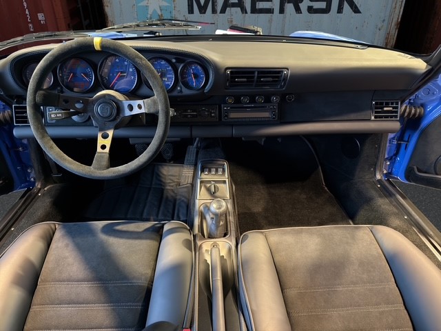 PORSCHE 911 Coupé 3.8 Carrera 2-showroom-element-3