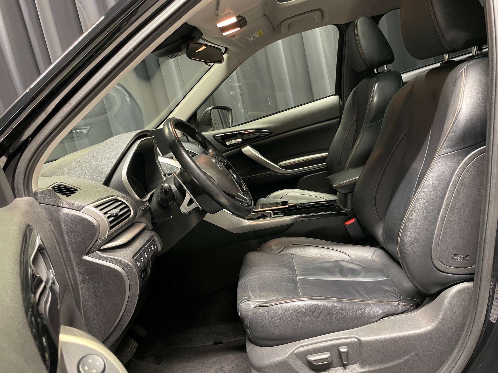 MITSUBISHI Eclipse Cross 1.5 T-Mivec Diamond 4WD CVT(M)(72)-image-6
