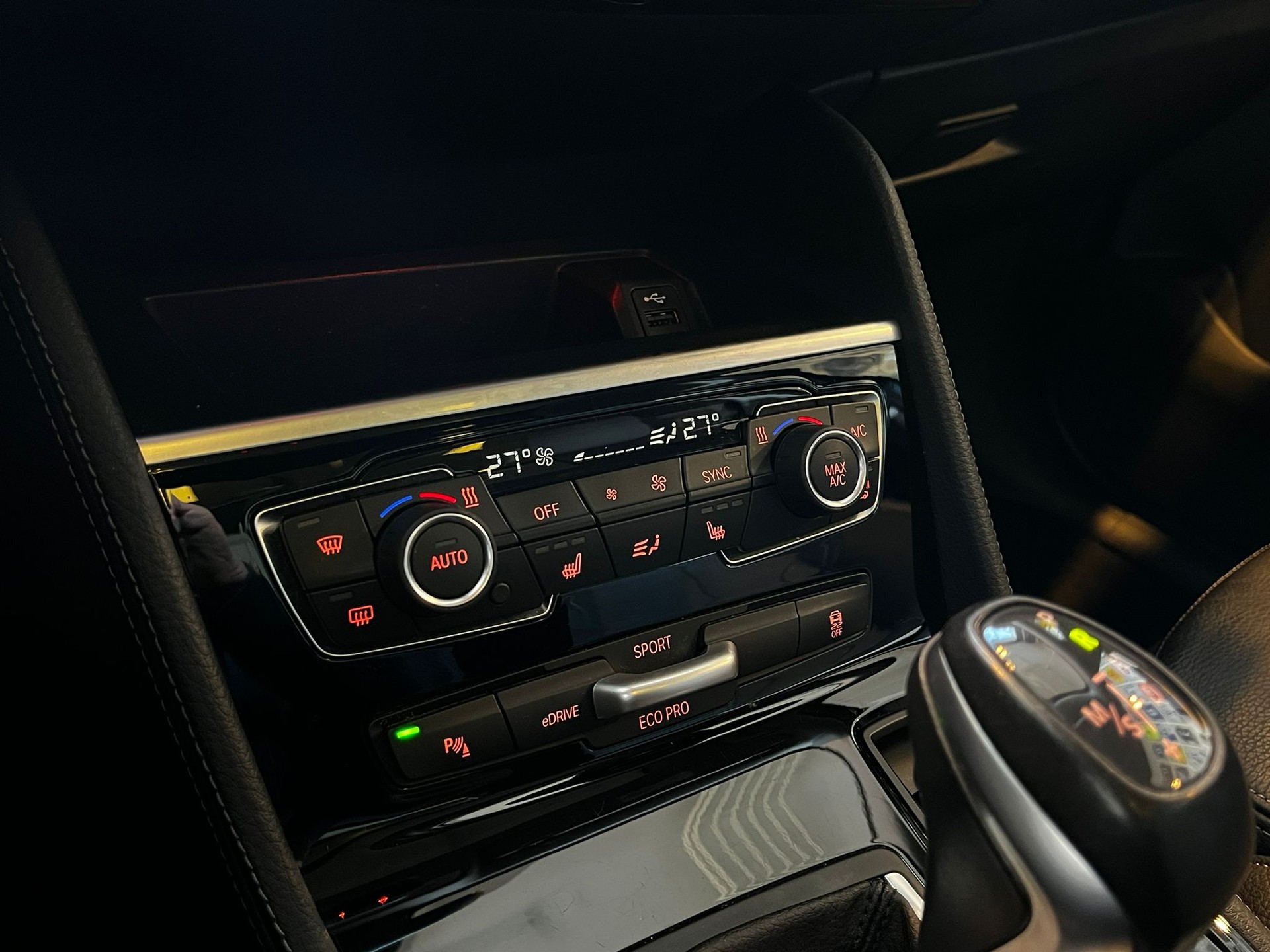 BMW 225xe AT Sport Line-image-19