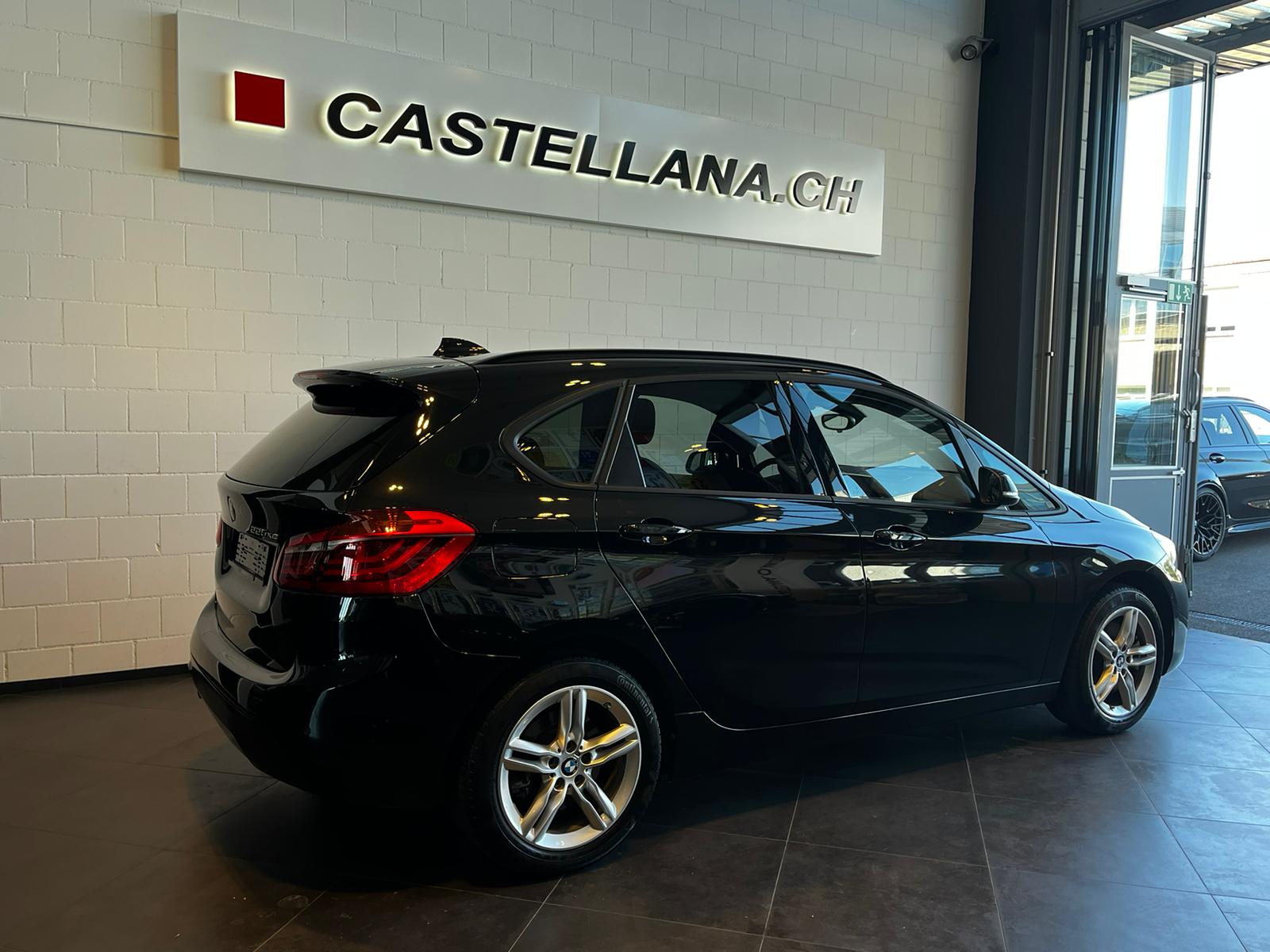 BMW 225xe AT Sport Line-image-5