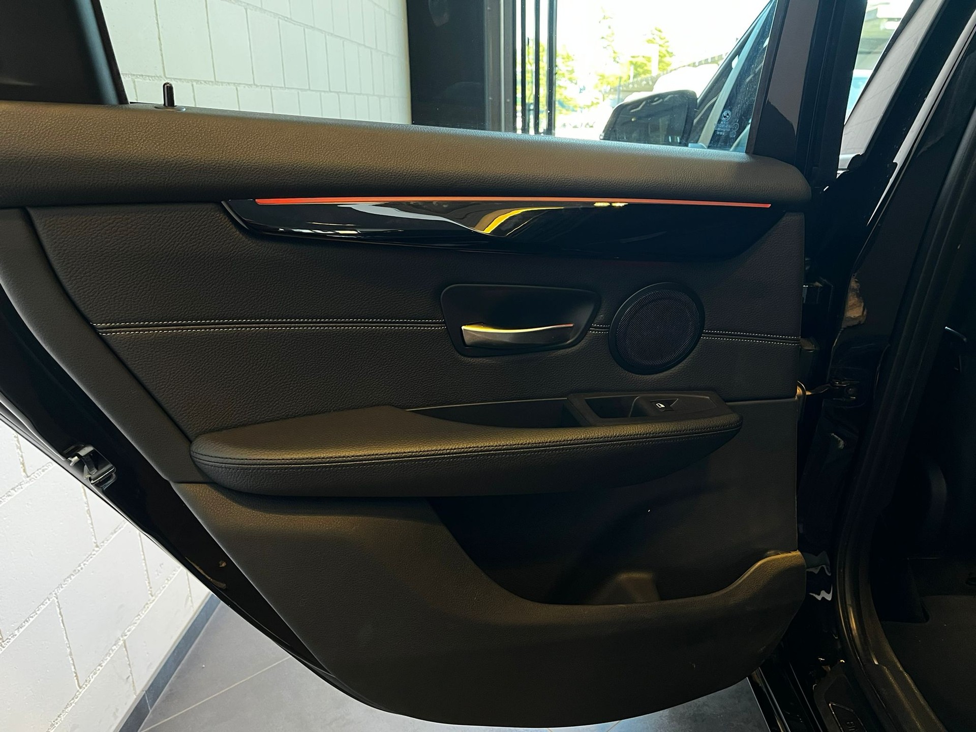 BMW 225xe AT Sport Line-image-23