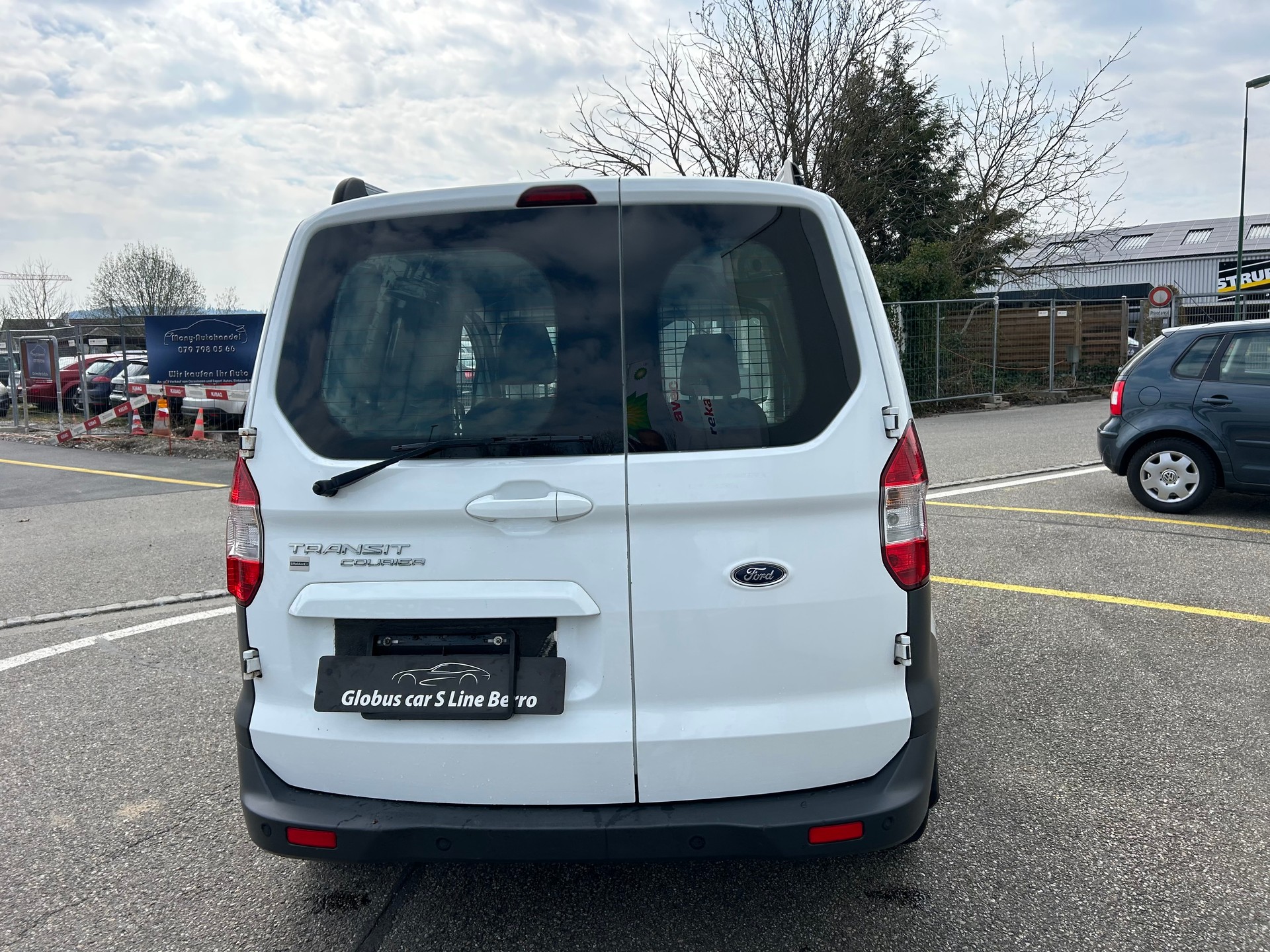 FORD Transit Courier Van 1.5 TDCi Ambiente-image-6