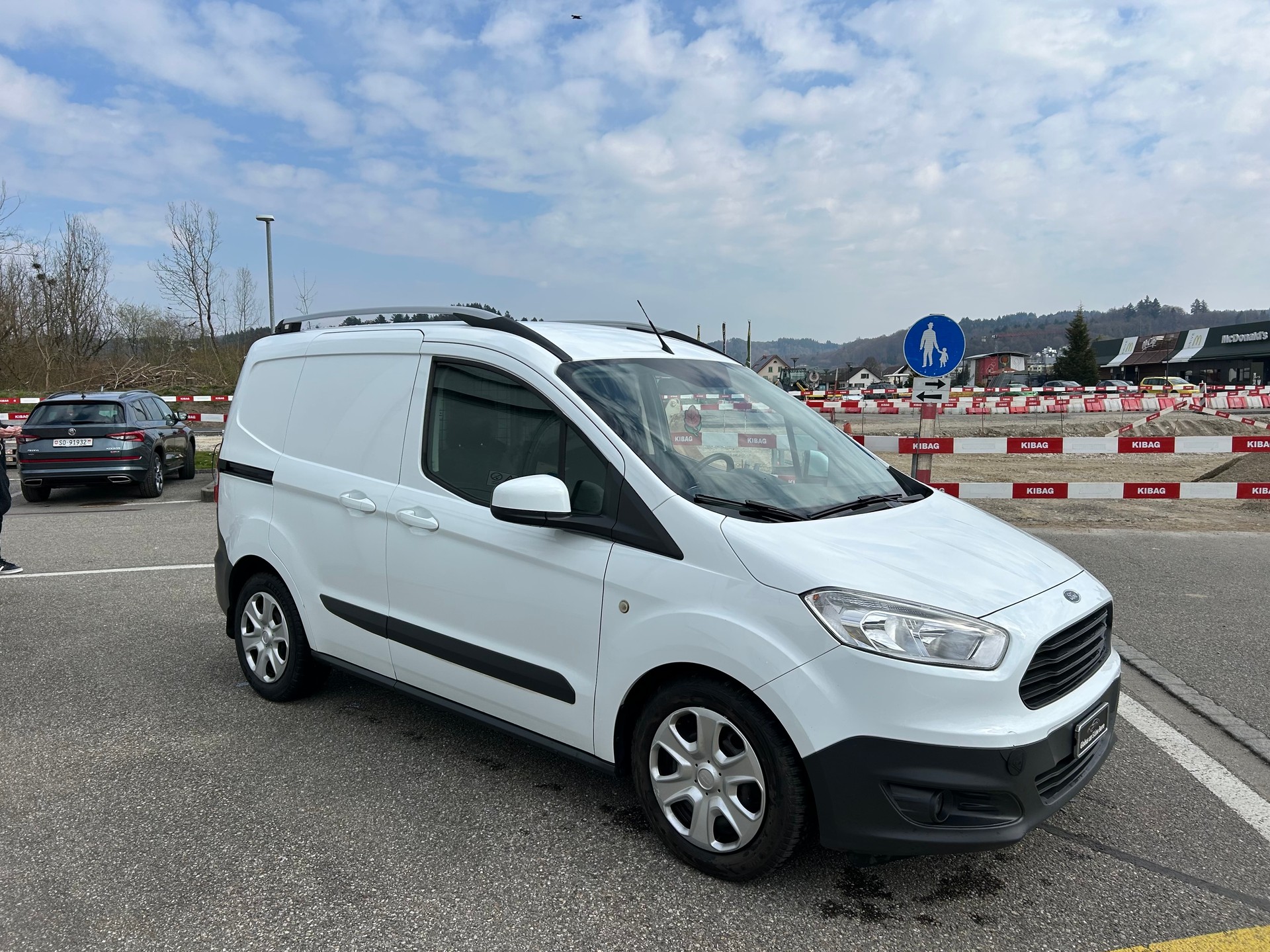 FORD Transit Courier Van 1.5 TDCi Ambiente-image-3