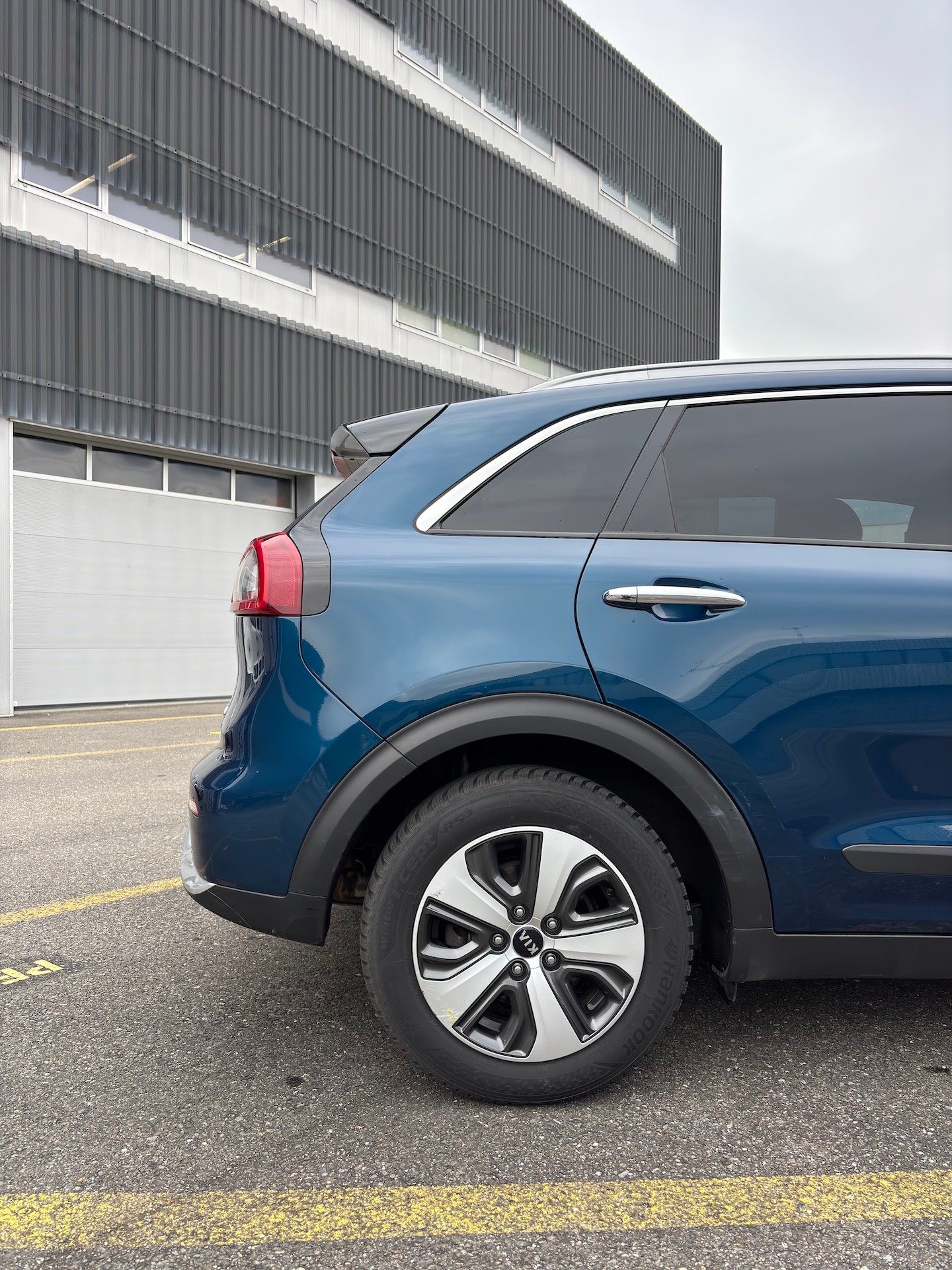 KIA KIA NIRO HEV HYBRID 1.6 B STYLE-image-9