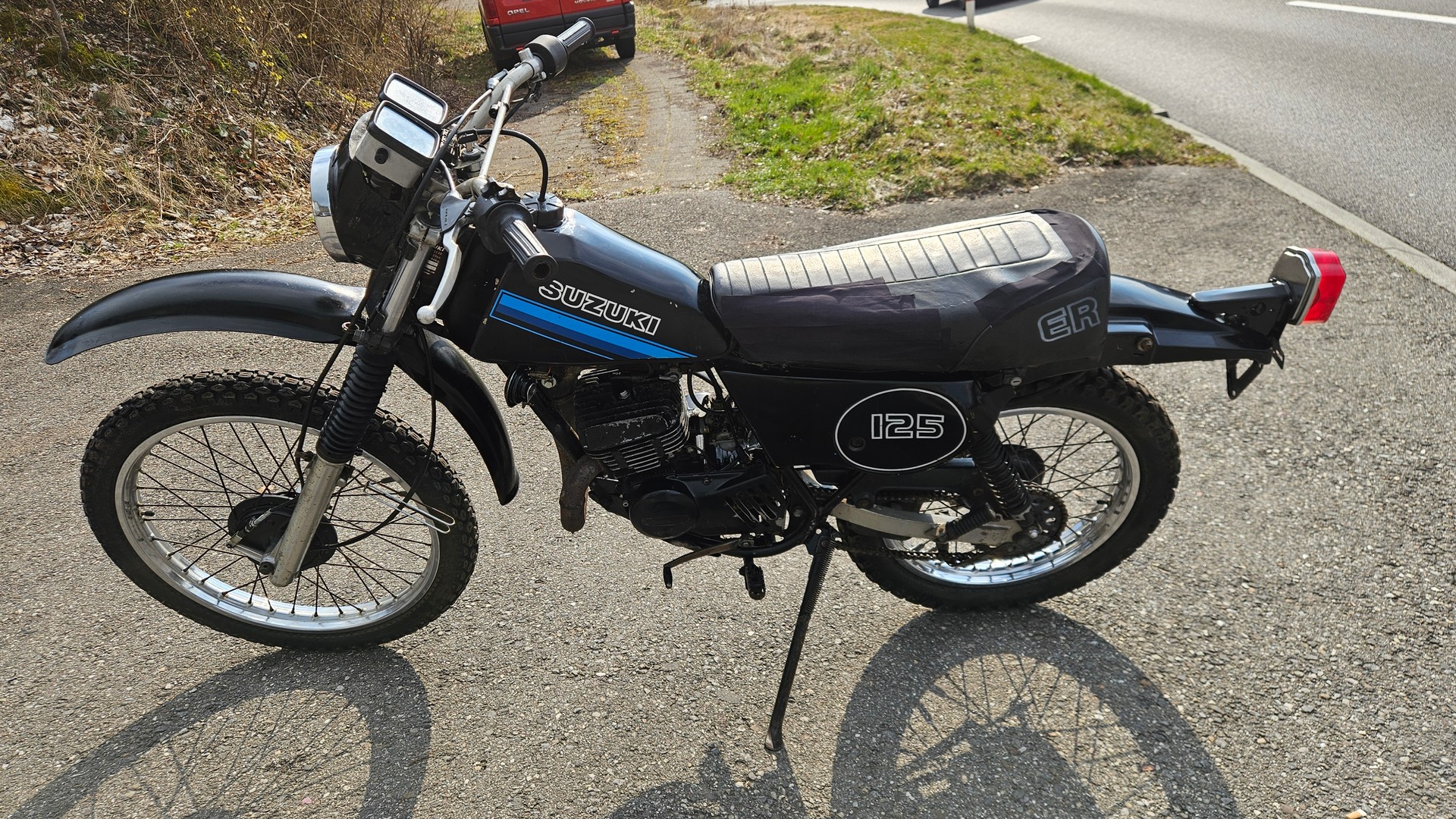 SUZUKI TS 125