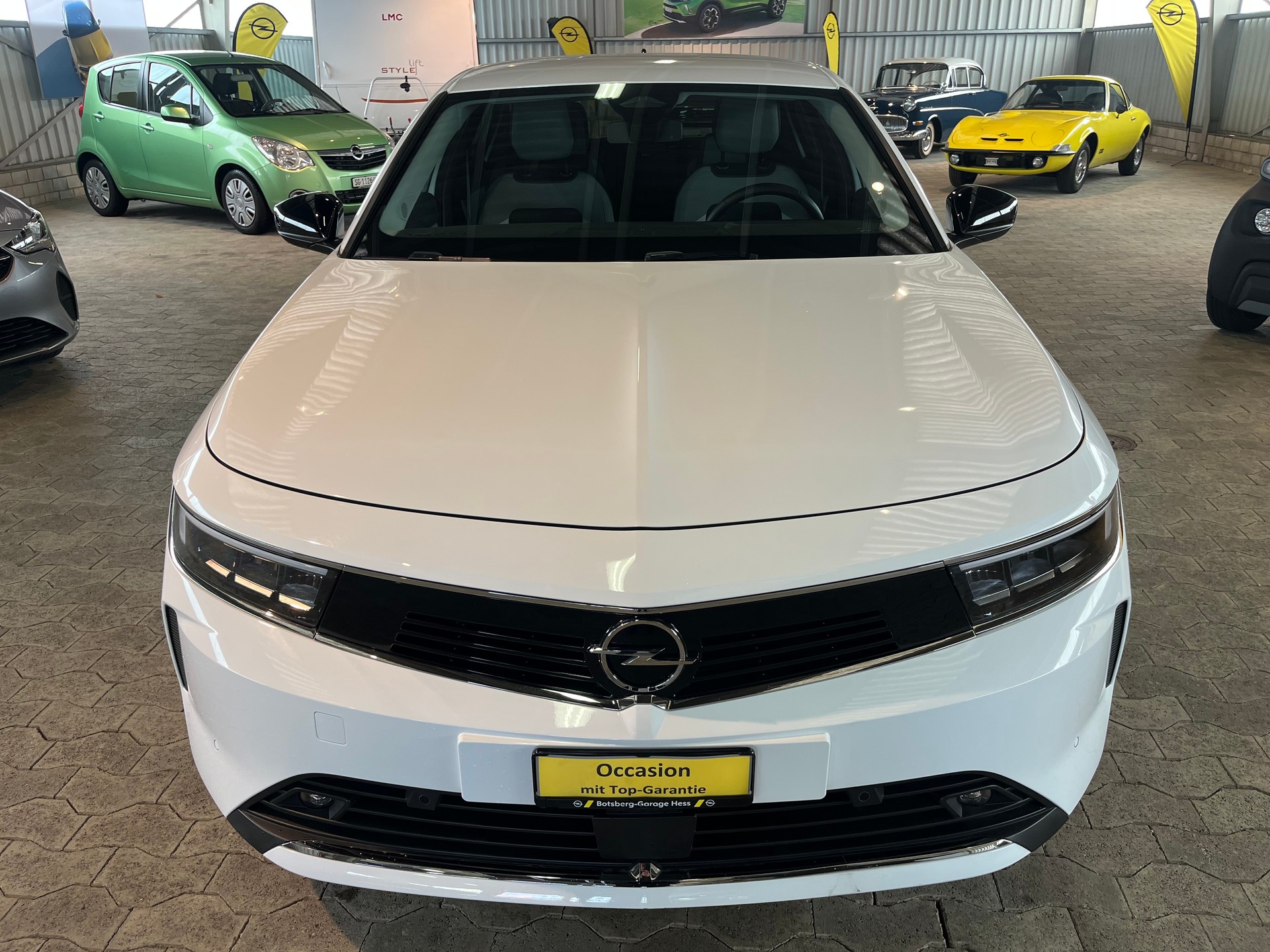 OPEL Astra 1.2i Turbo Swiss-image-10