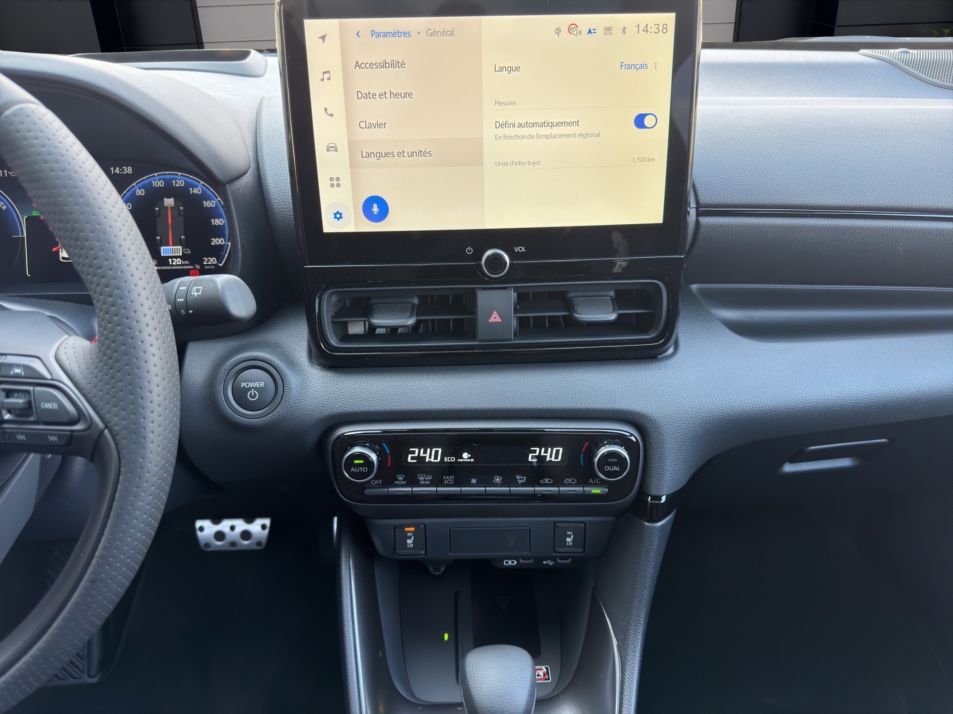 TOYOTA Yaris 1.5 GR Sport e-CVT-image-11