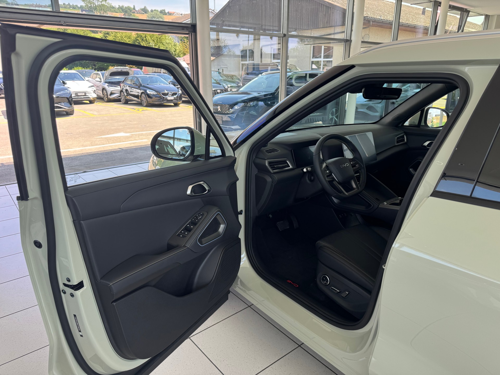 BYD Atto2 64 kWh Comfort-image-10