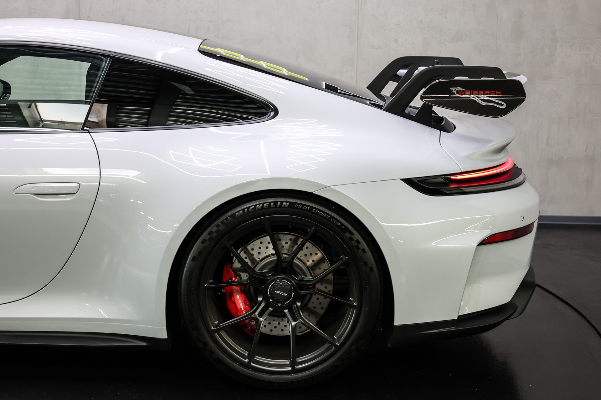 PORSCHE 911 GT3 PDK mit Weissach-Paket-image-13