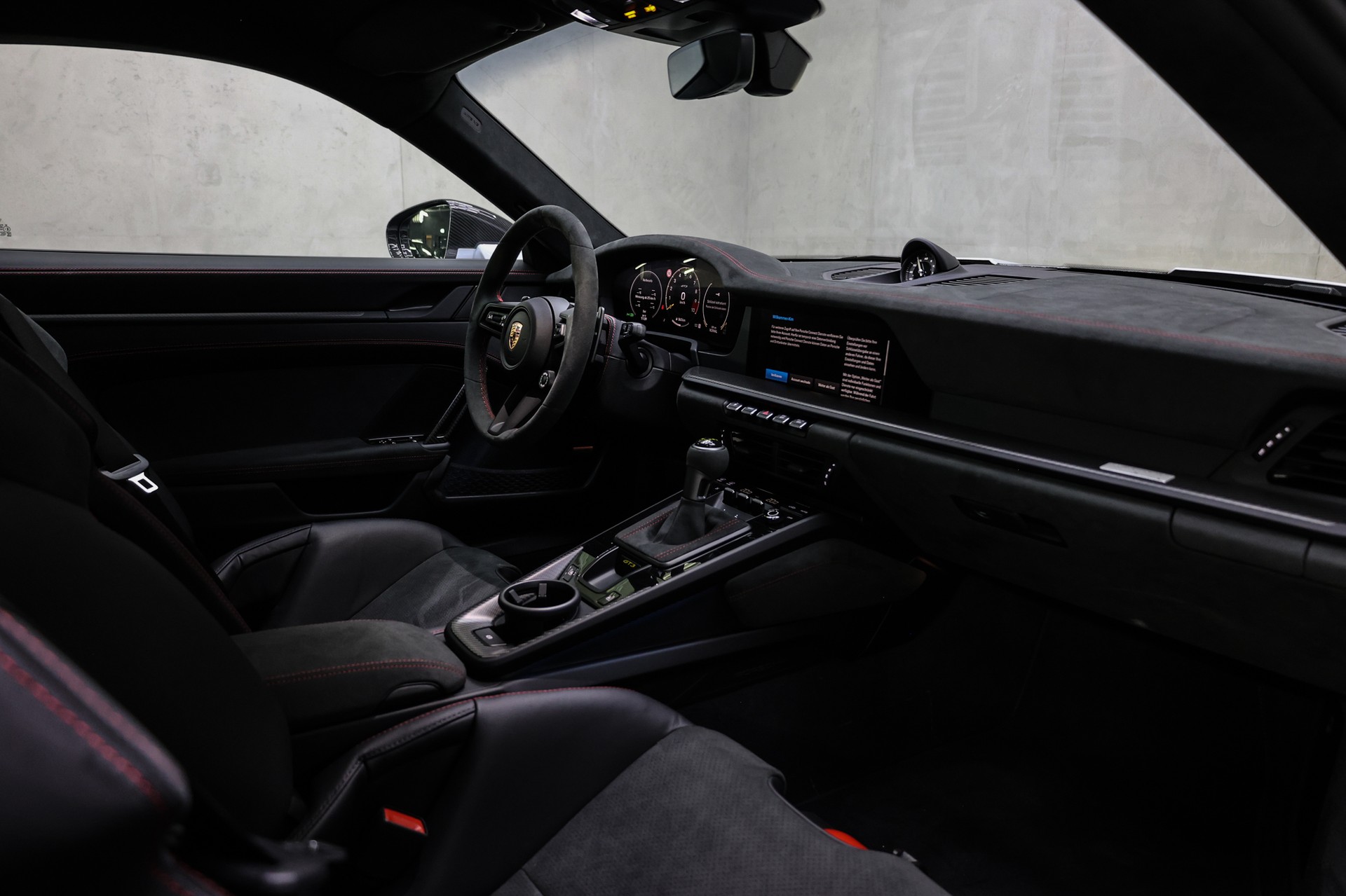 PORSCHE 911 GT3 PDK mit Weissach-Paket-image-36