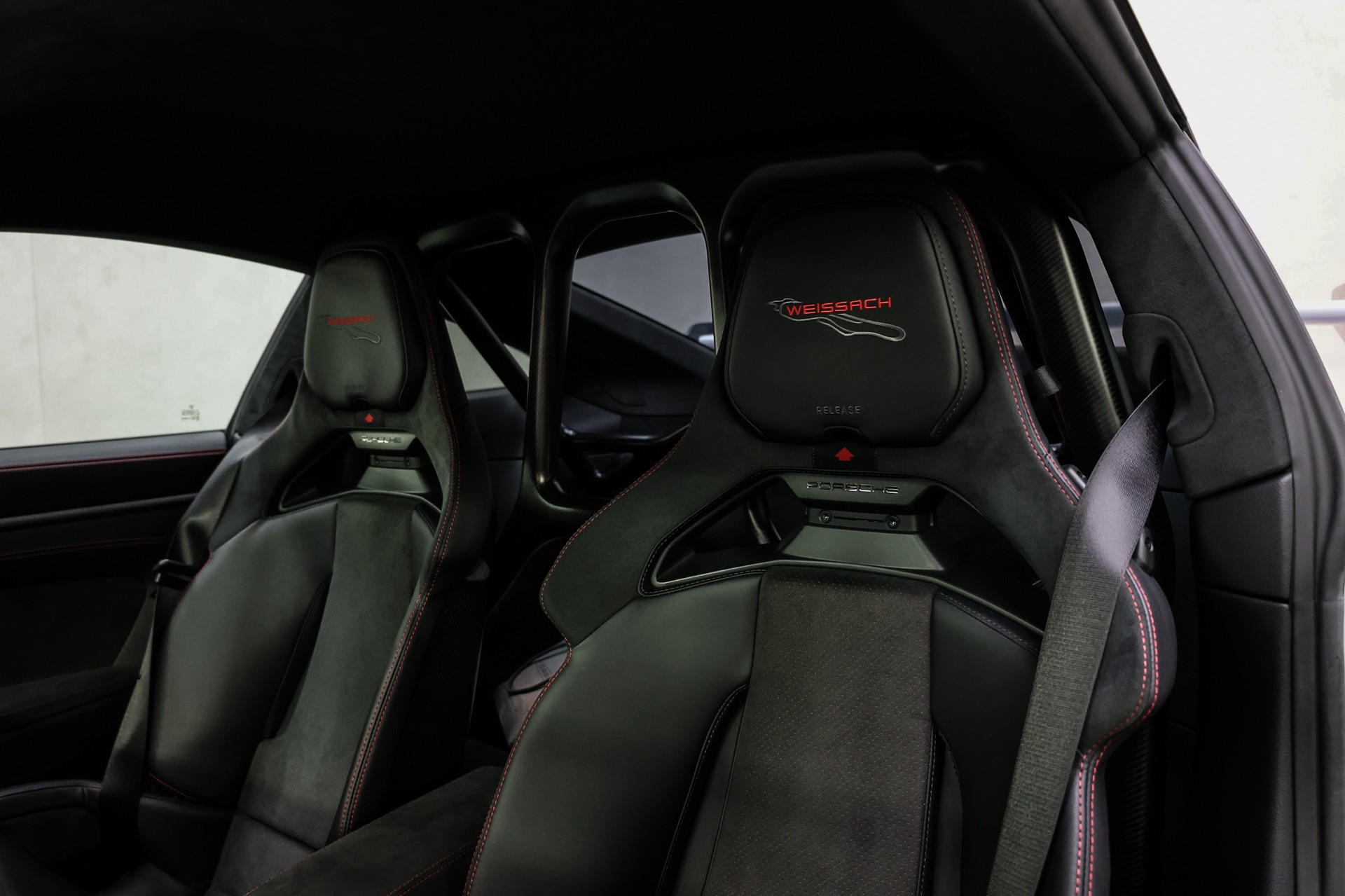 PORSCHE 911 GT3 PDK mit Weissach-Paket-image-32