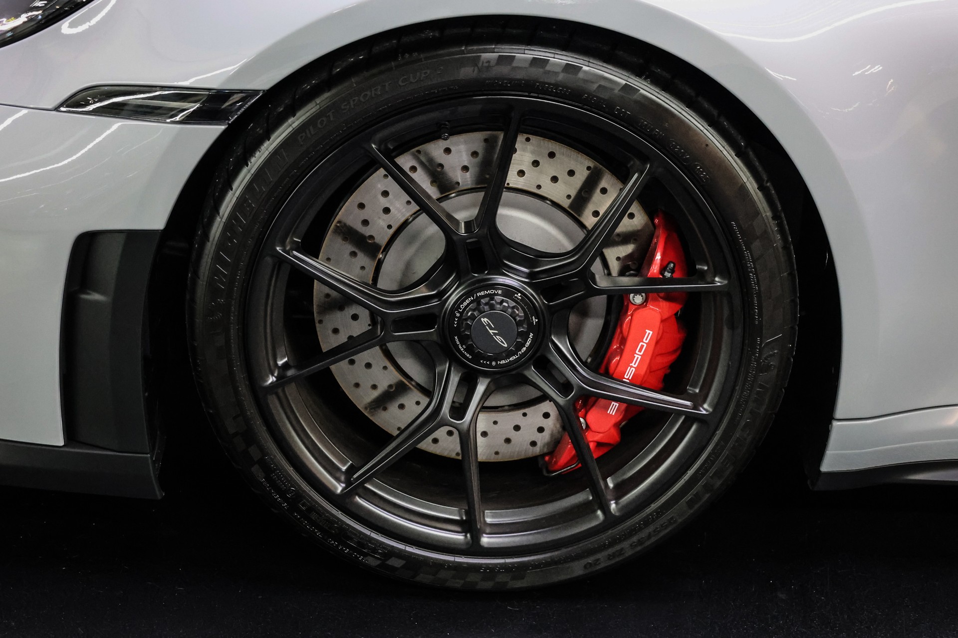 PORSCHE 911 GT3 PDK mit Weissach-Paket-image-22