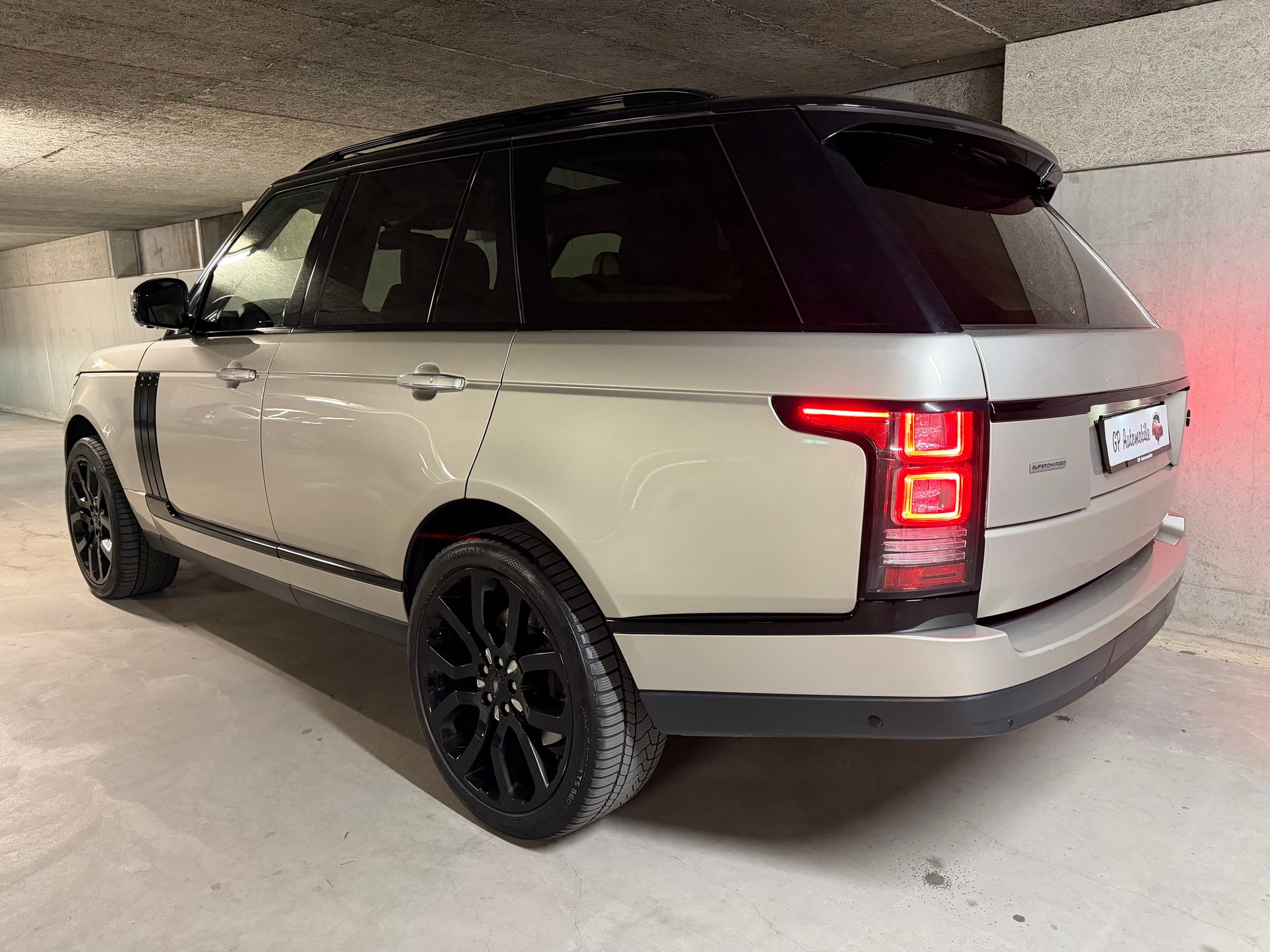 LAND ROVER Range Rover 4.4 SDV8 Autobiography Automatic-image-12