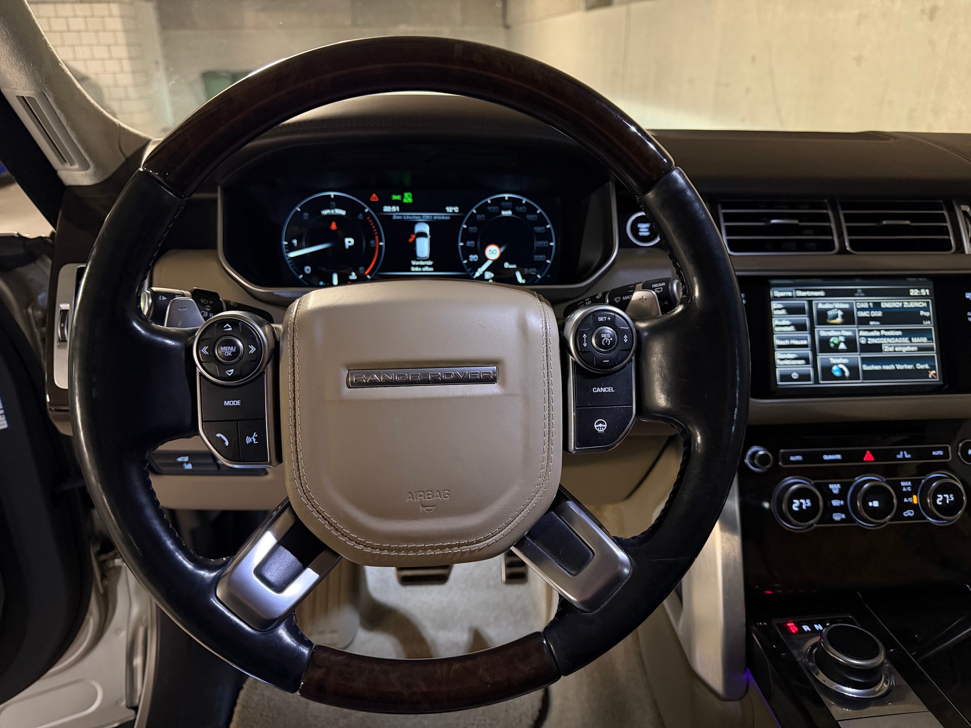 LAND ROVER Range Rover 4.4 SDV8 Autobiography Automatic-image-19