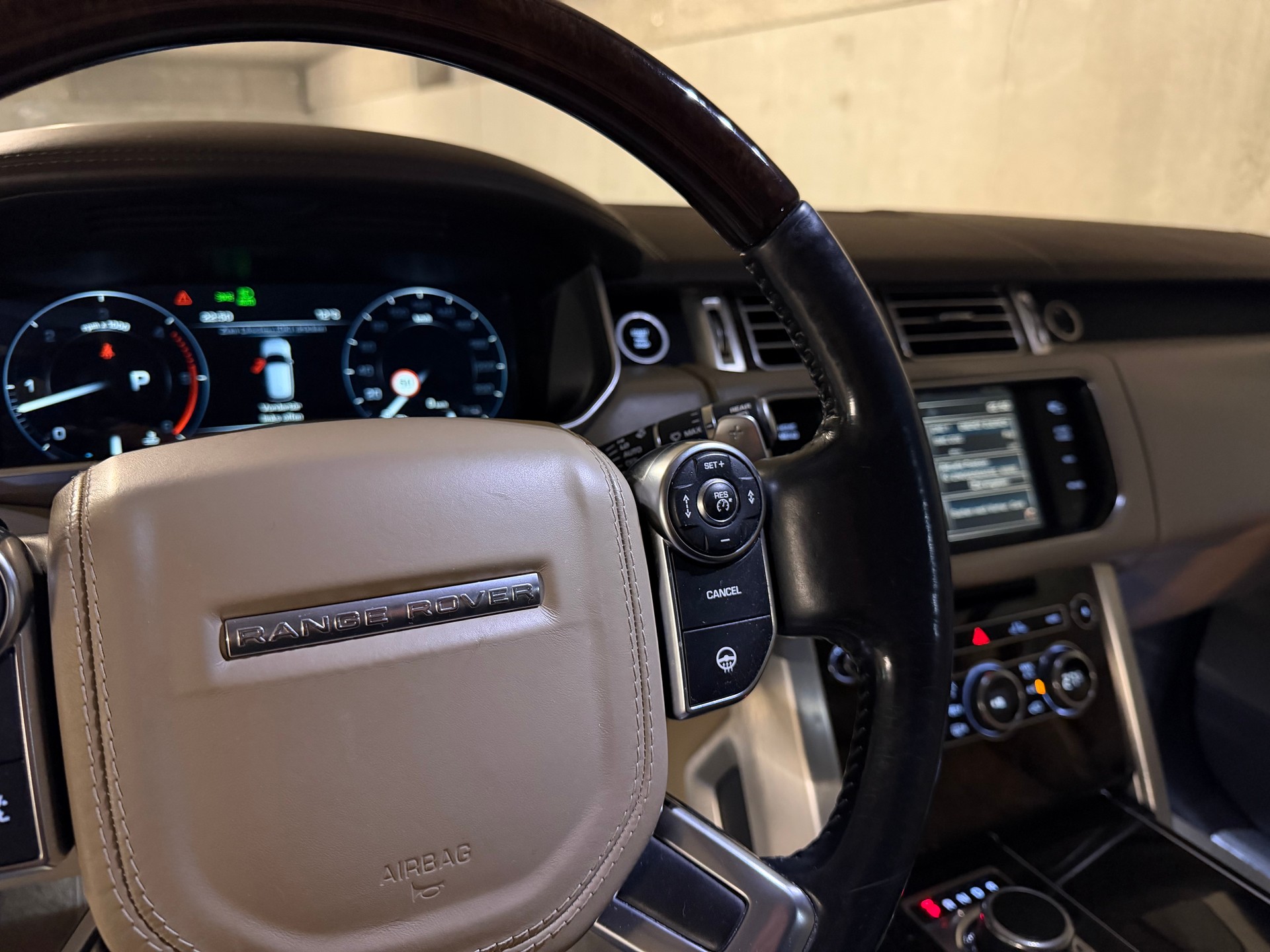 LAND ROVER Range Rover 4.4 SDV8 Autobiography Automatic-image-20