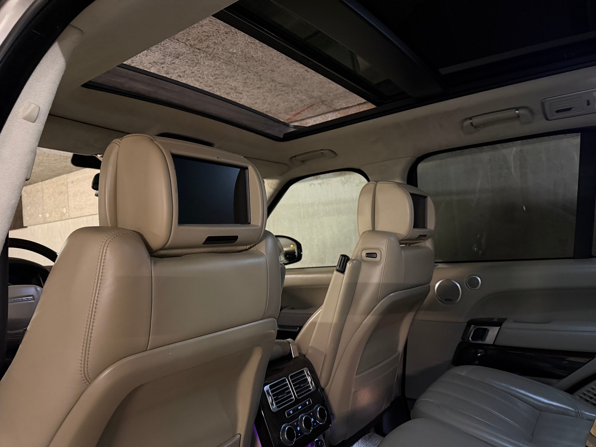 LAND ROVER Range Rover 4.4 SDV8 Autobiography Automatic-image-27