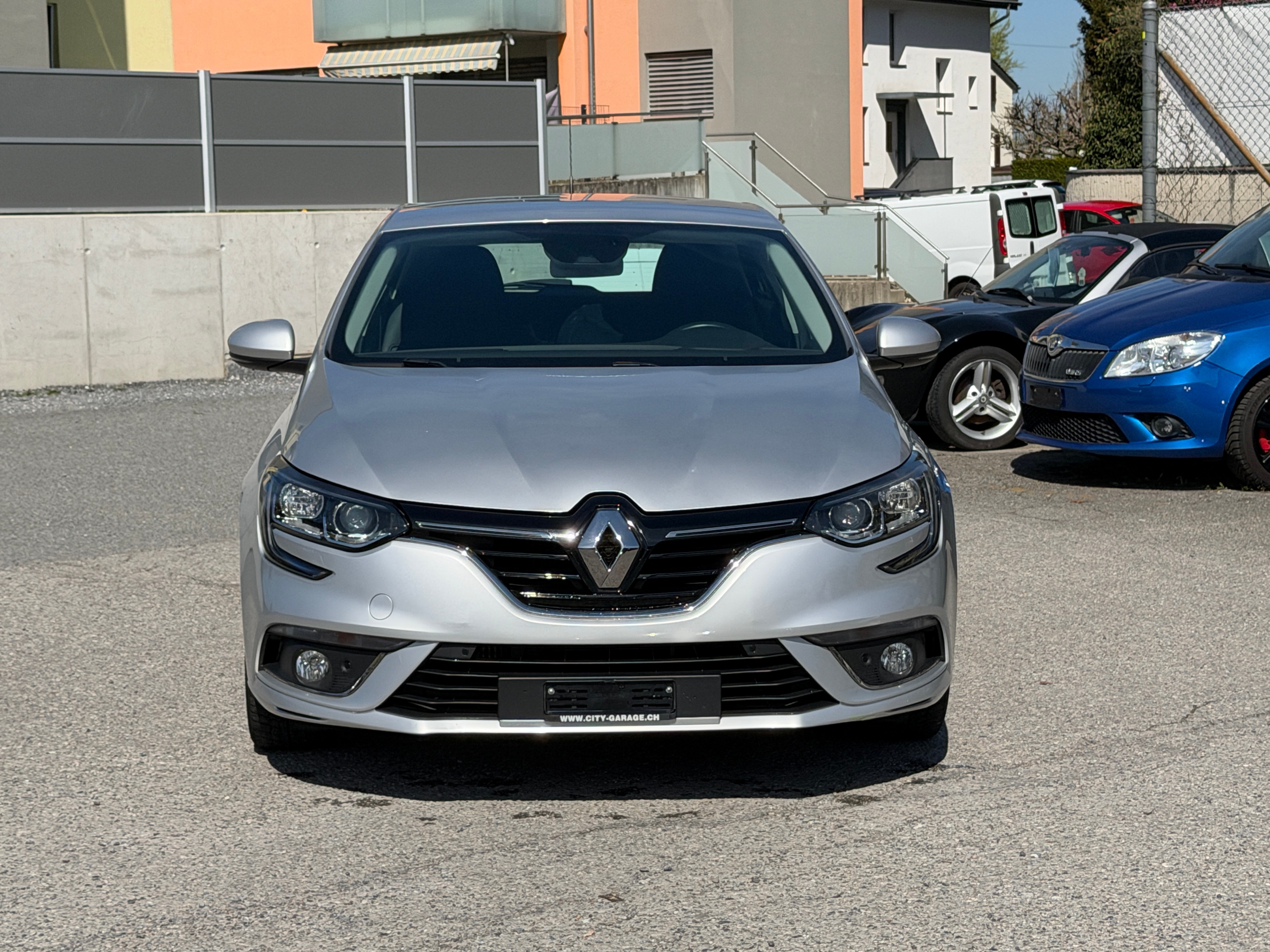 Car photo