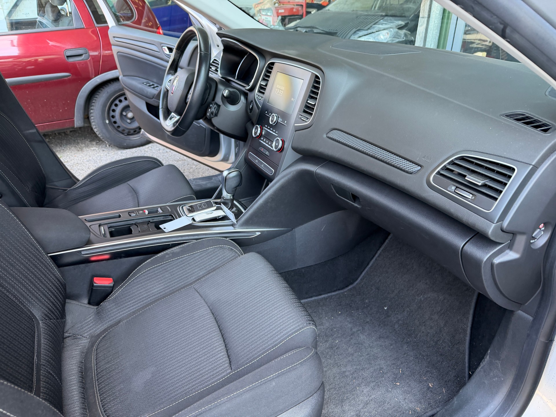 RENAULT Mégane 1.2 16V Turbo Zen EDC-image-10