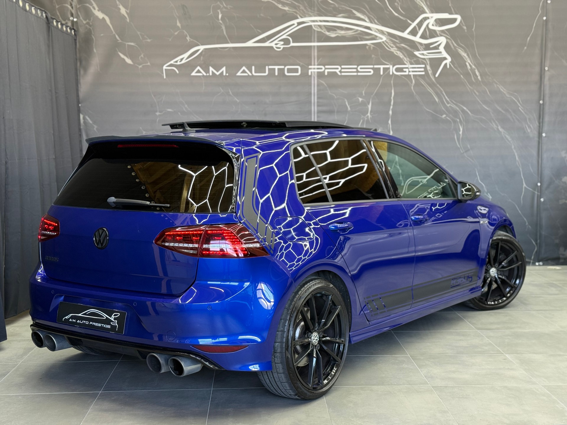 VW Golf 2.0 TSI R 4Motion DSG Edition R360S-image-3