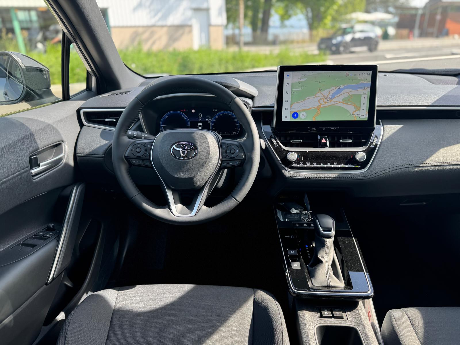 TOYOTA Corolla Cross 1.8 Trend e-CVT-image-7