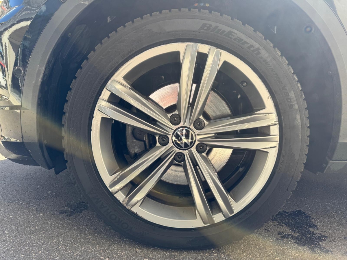 VW T-Roc 2.0 TDI SCR Sport DSG 4Motion-image-6