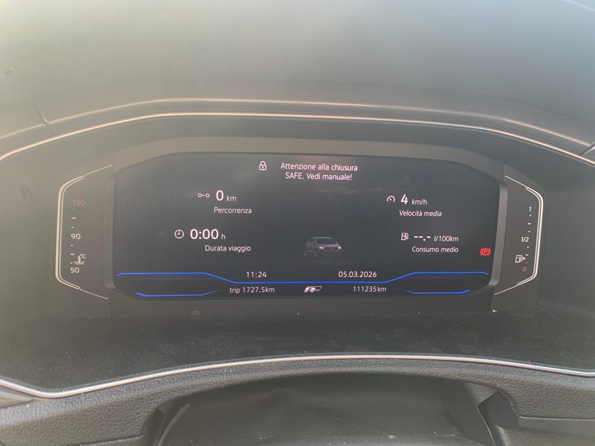 VW T-Roc 2.0 TDI SCR Sport DSG 4Motion-image-5