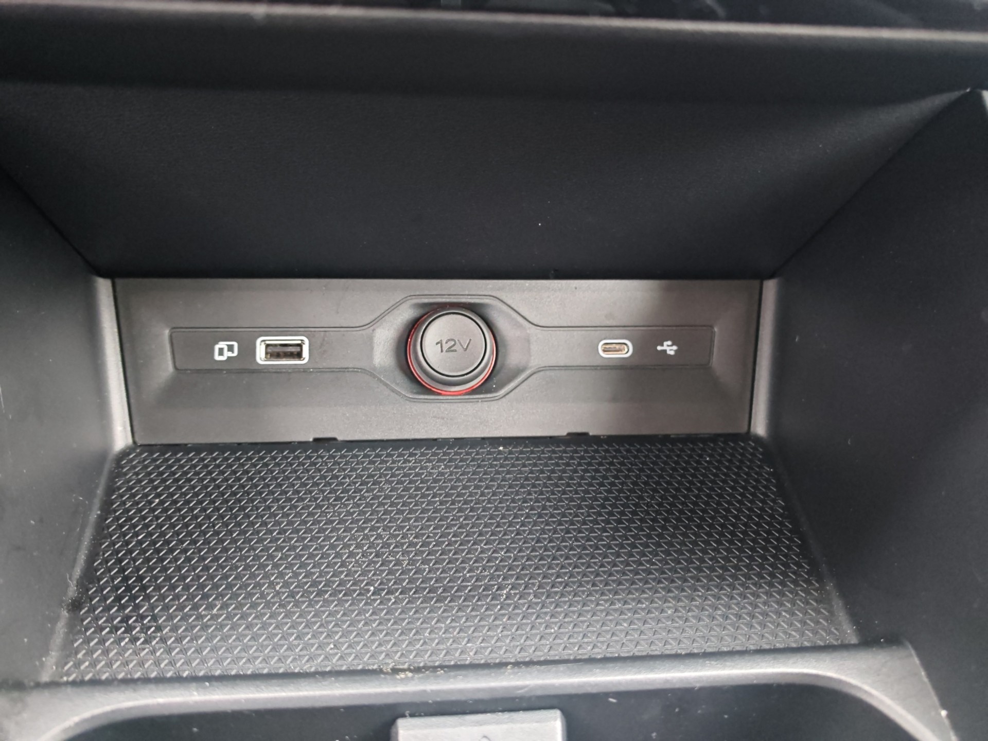MG 3 1.5 Hybrid Luxury Aut.-image-19