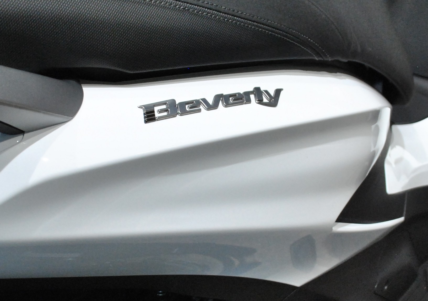 PIAGGIO Beverly 400 Sport E5+-image-5