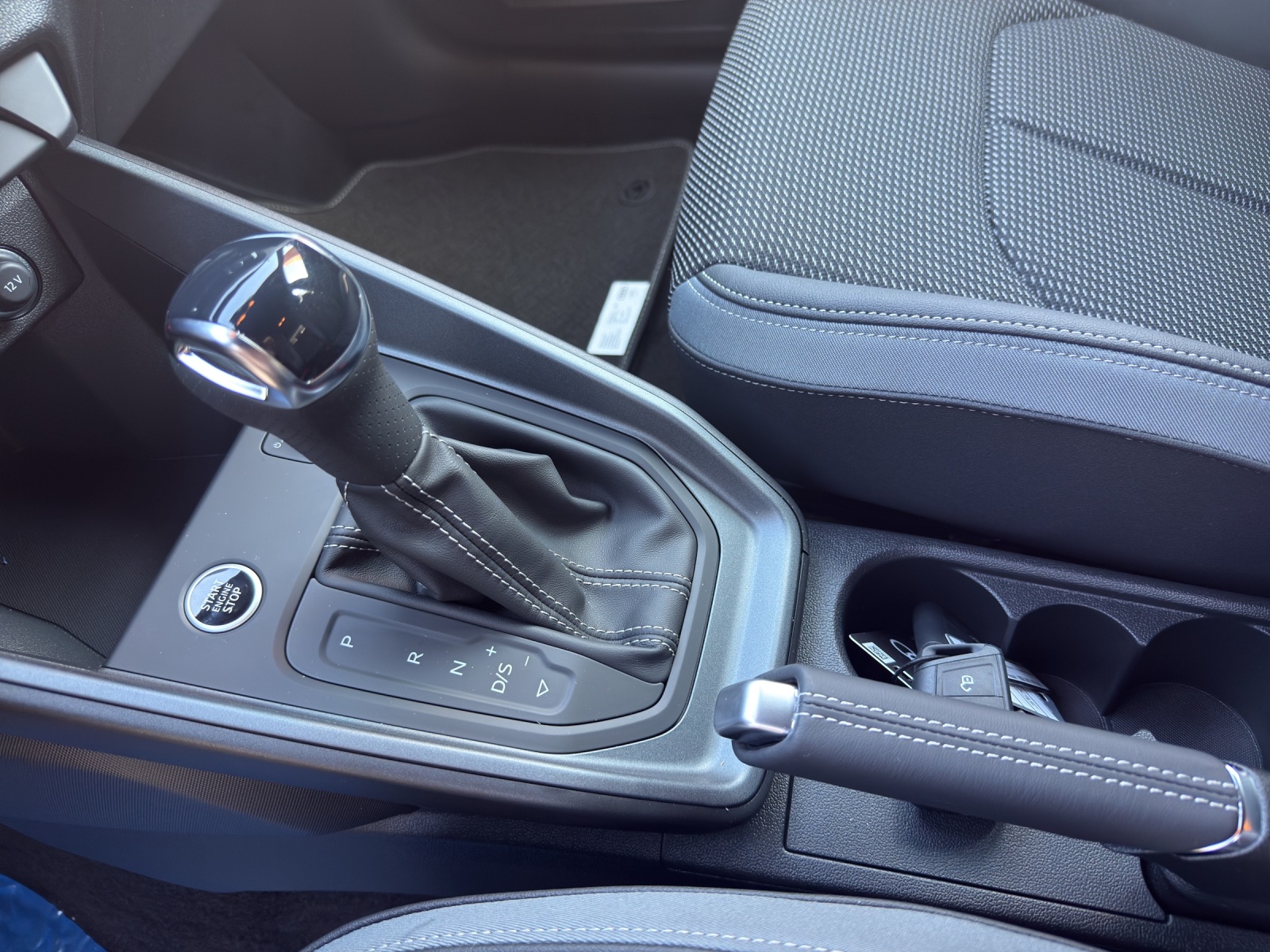 AUDI A1 Sportback 30 TFSI Attraction-image-9