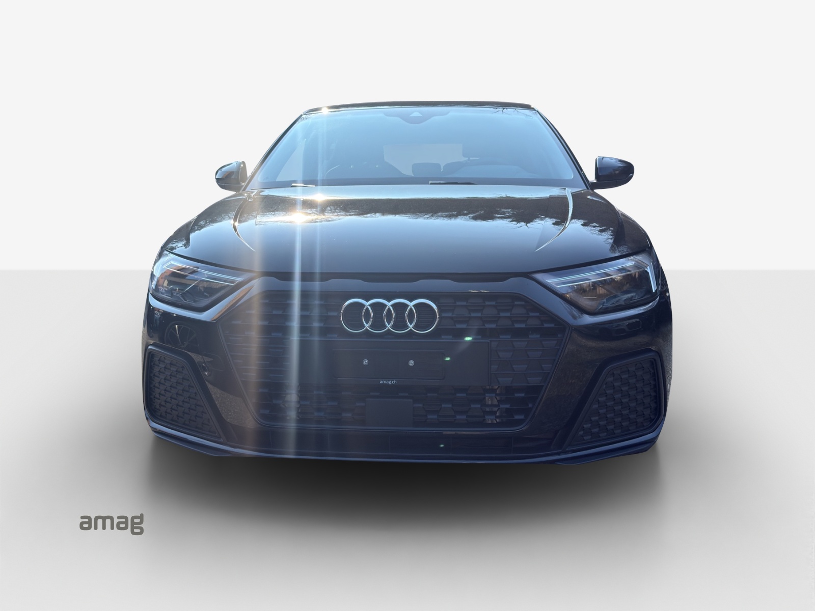 AUDI A1 Sportback 30 TFSI Attraction-image-1