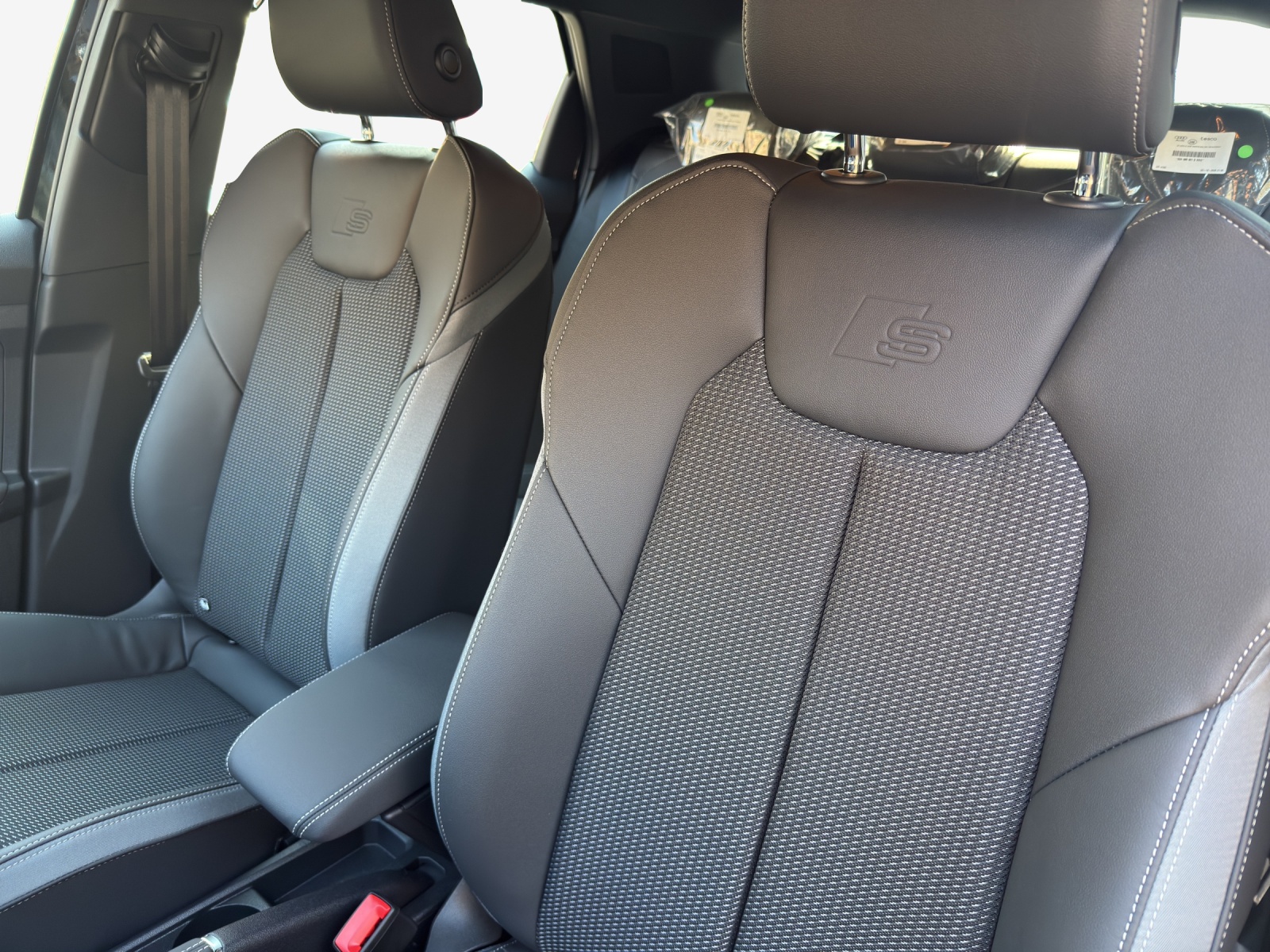 AUDI A1 Sportback 30 TFSI Attraction-image-12