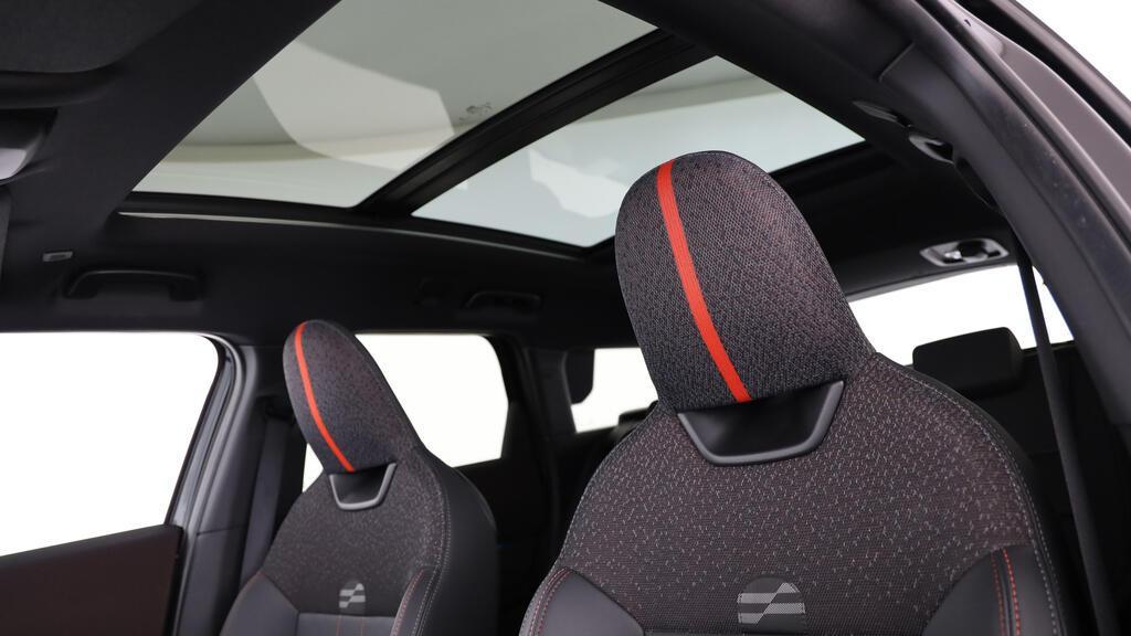 MINI John Cooper Works Countryman ALL4-image-17