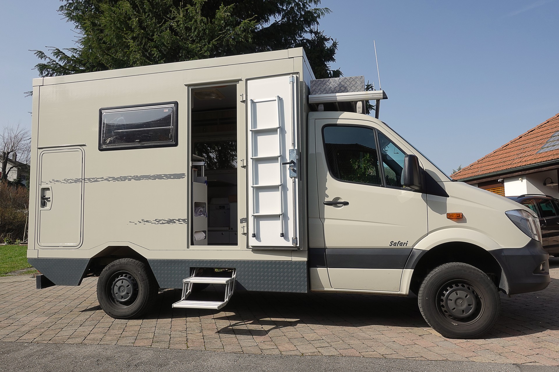 MERCEDES-BENZ Sprinter HRZ-image-16