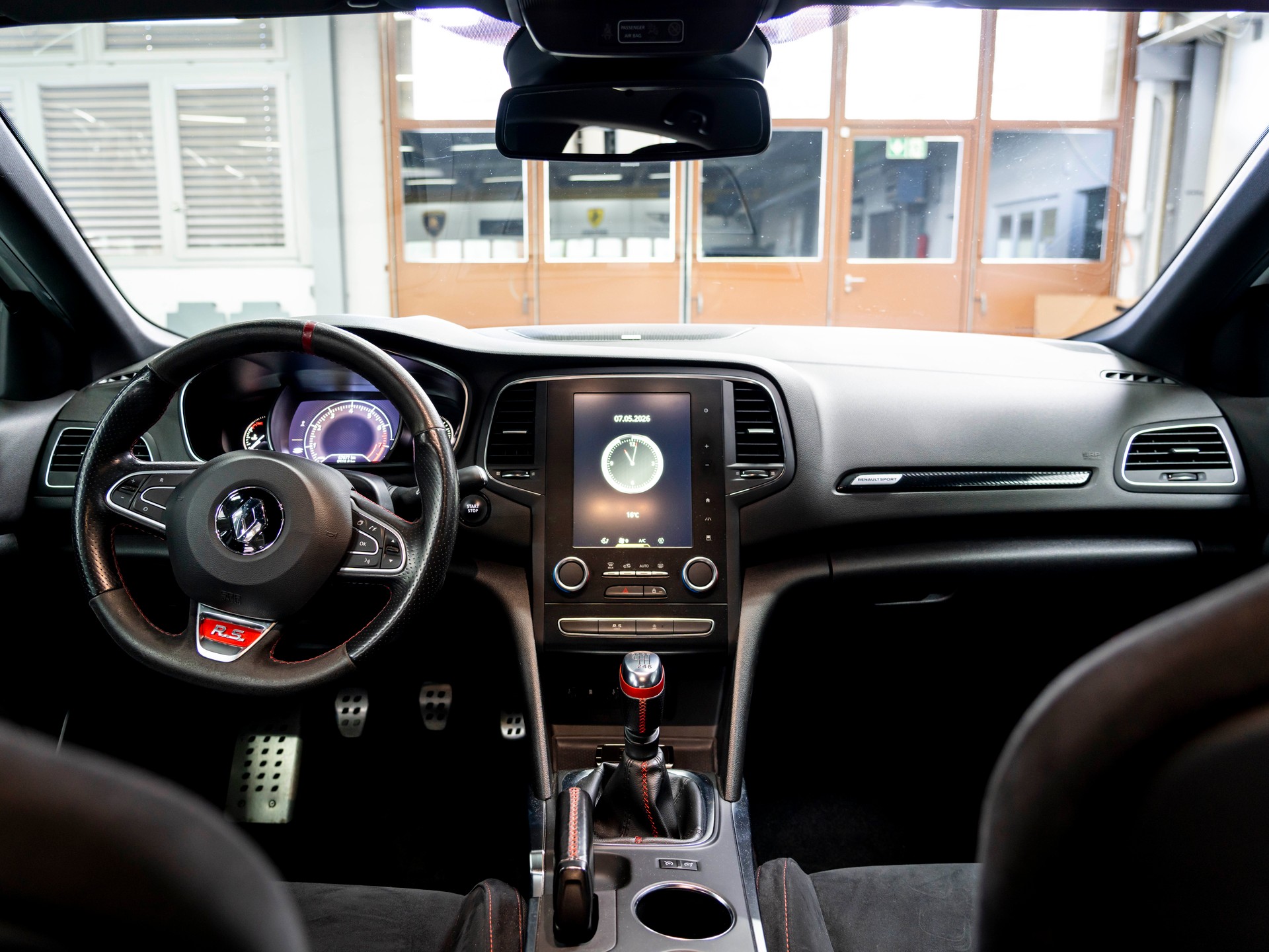 RENAULT Mégane RS Trophy 300-image-22