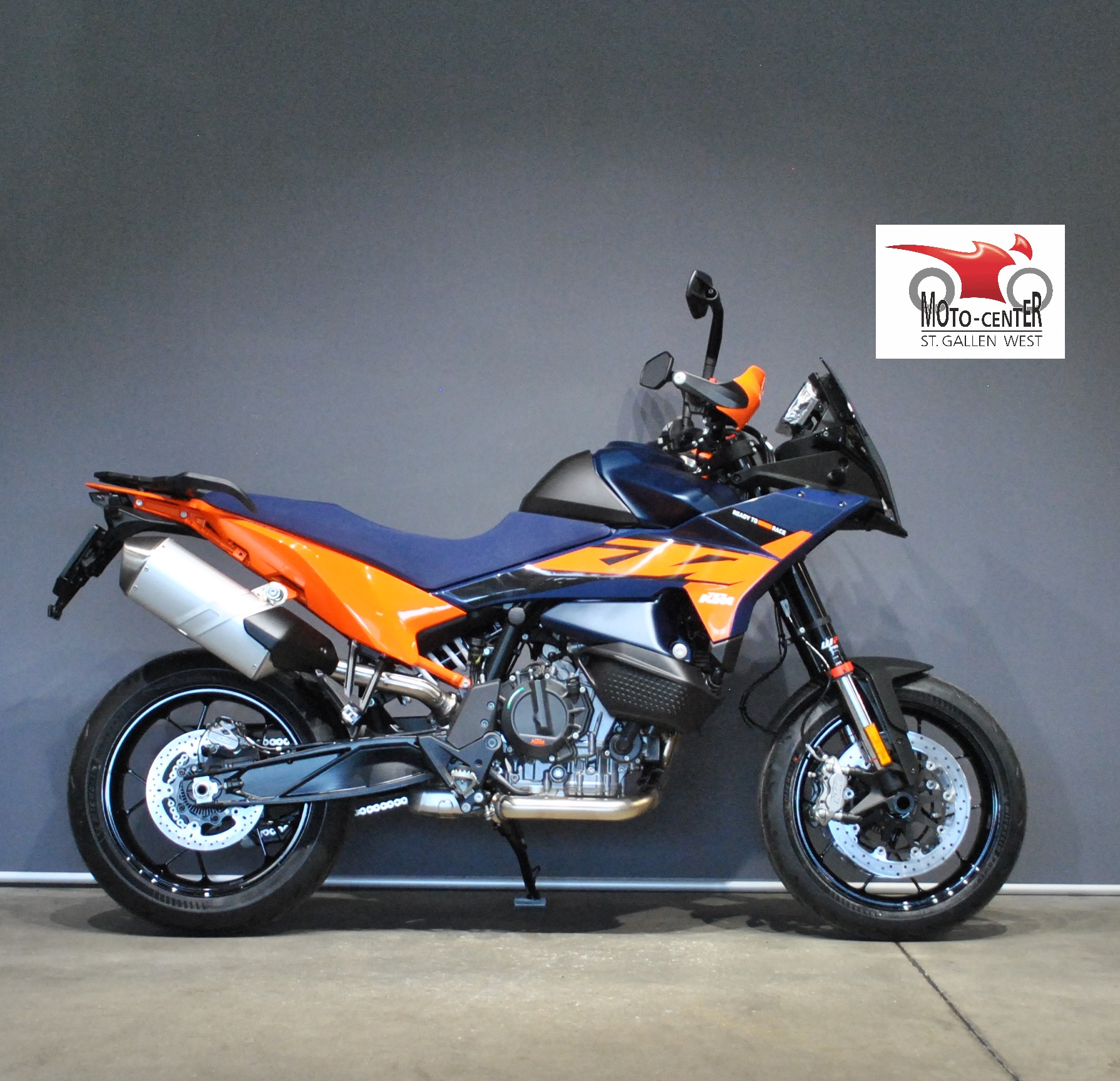 KTM 890 SMT-showroom-element-1