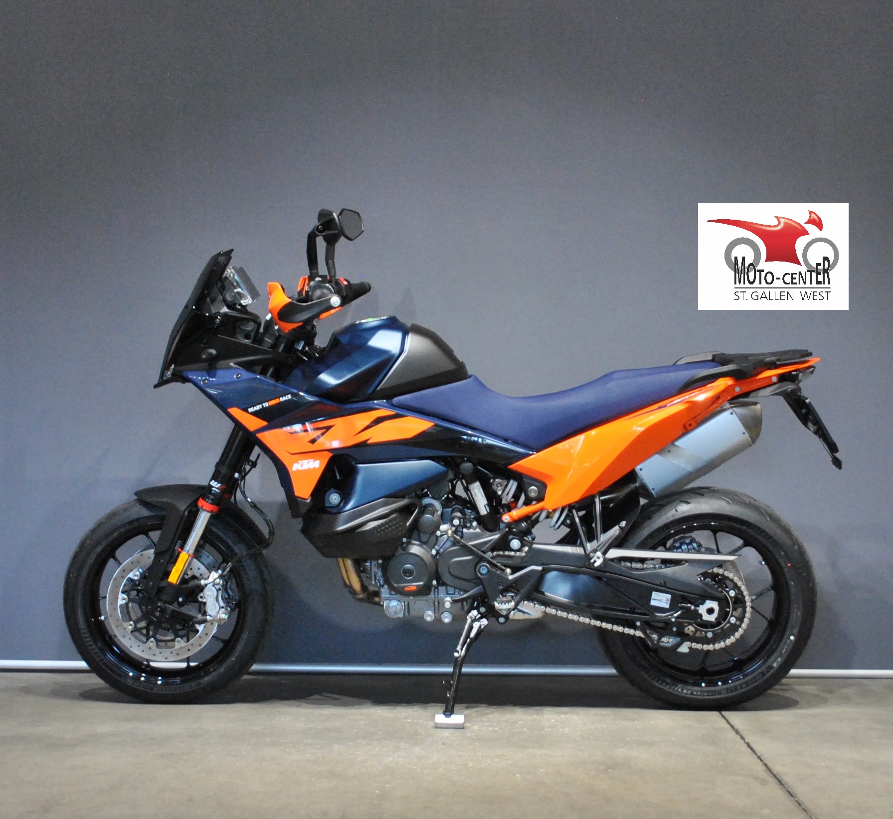 KTM 890 SMT-showroom-element-2