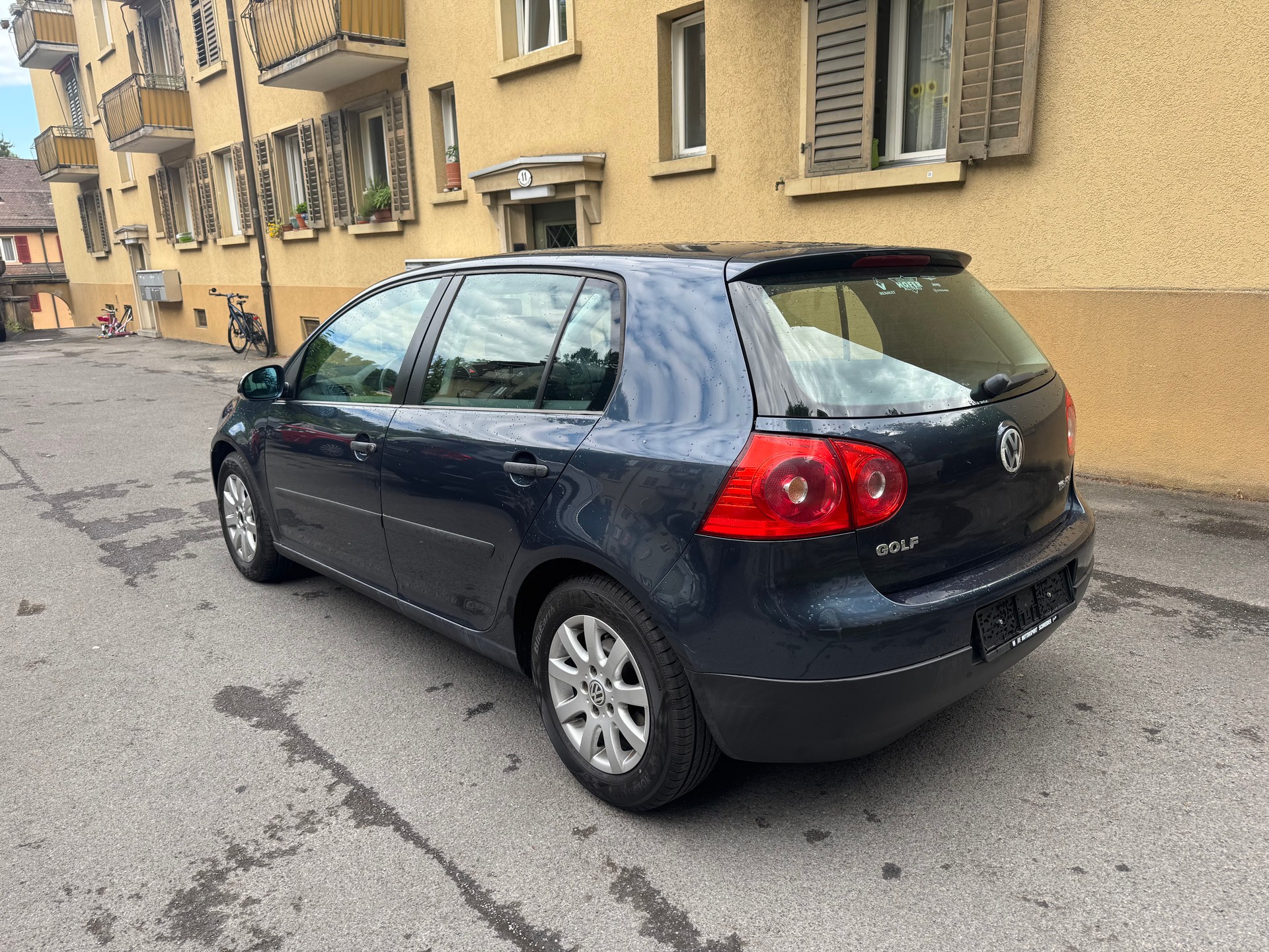 VW Golf 1.6 FSI Comfortline-image-11