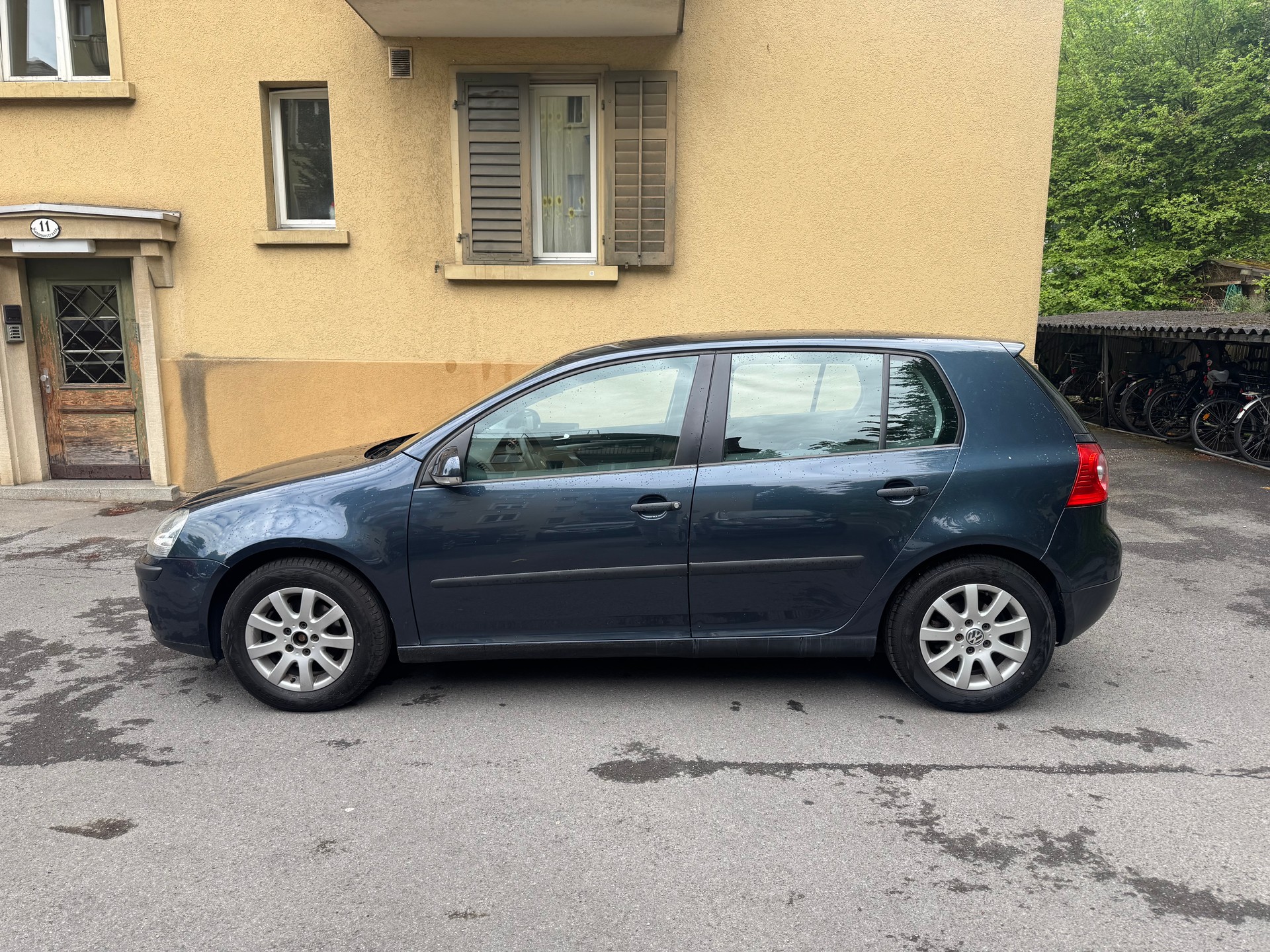VW Golf 1.6 FSI Comfortline-image-2