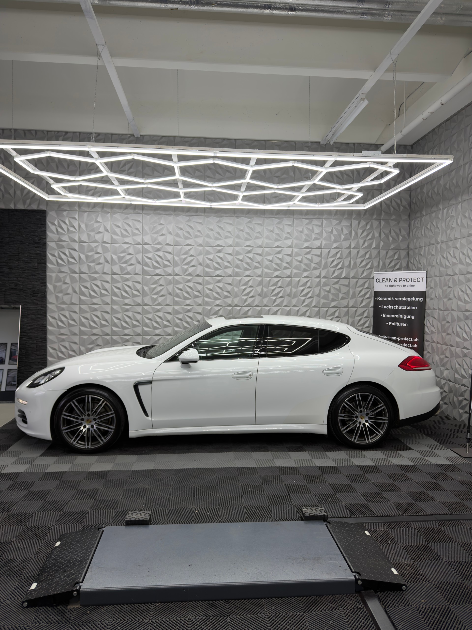 PORSCHE 3.6 V6 4 PDK-image-1