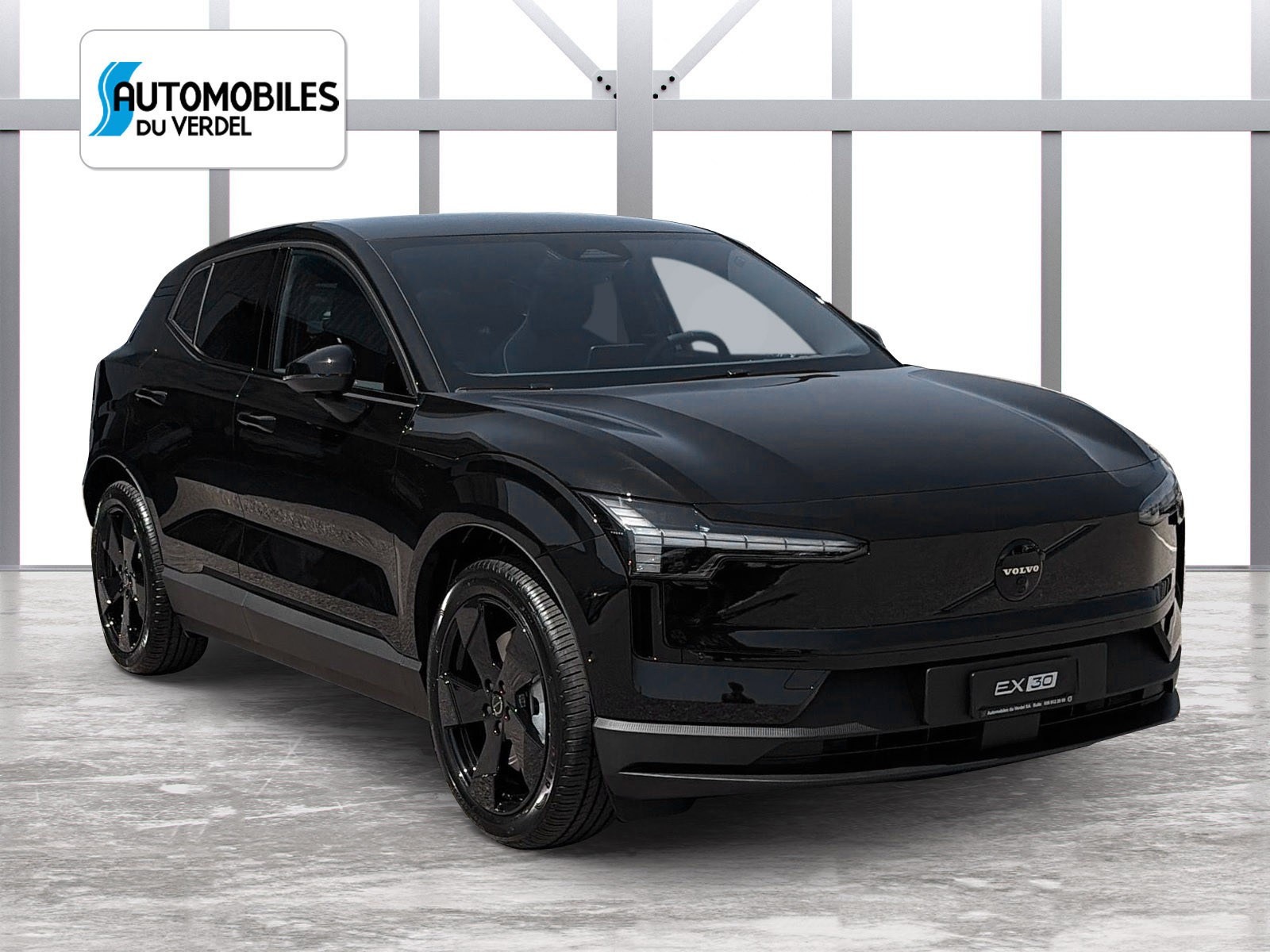 VOLVO EX30 E60 Twin Ultra Performance Sw. Black Ed. AWD-image-7